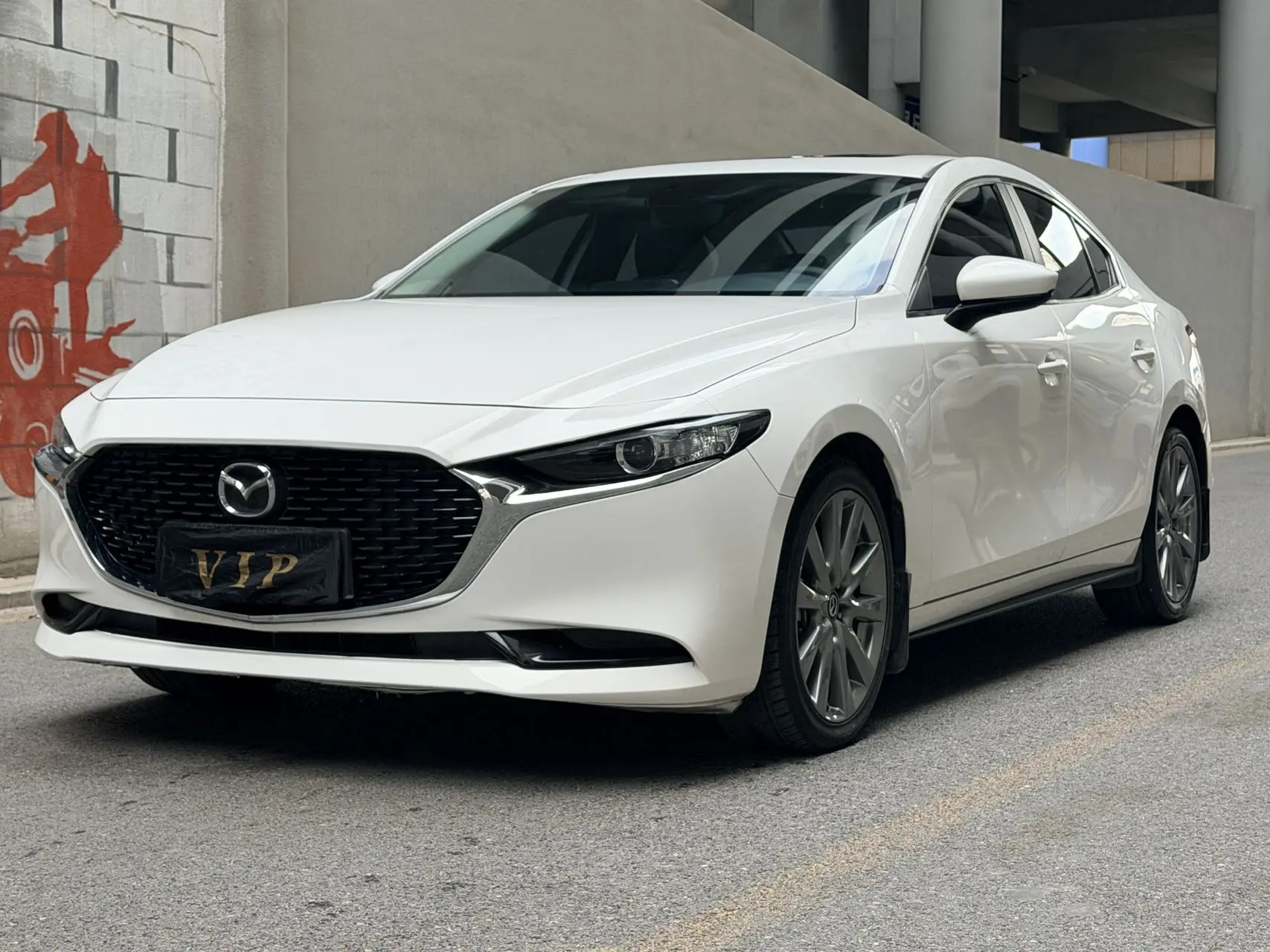 Mazda Axela (Mazda3)  из Китая