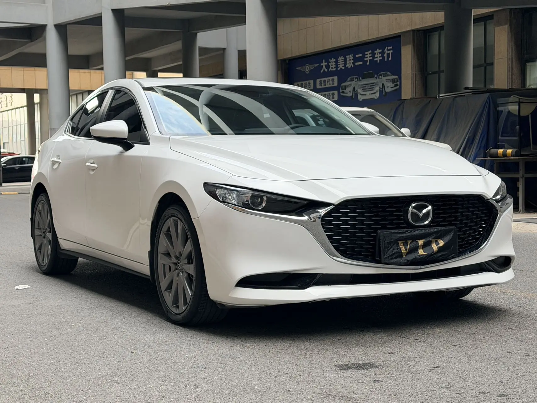 Mazda Axela (Mazda3)  из Китая