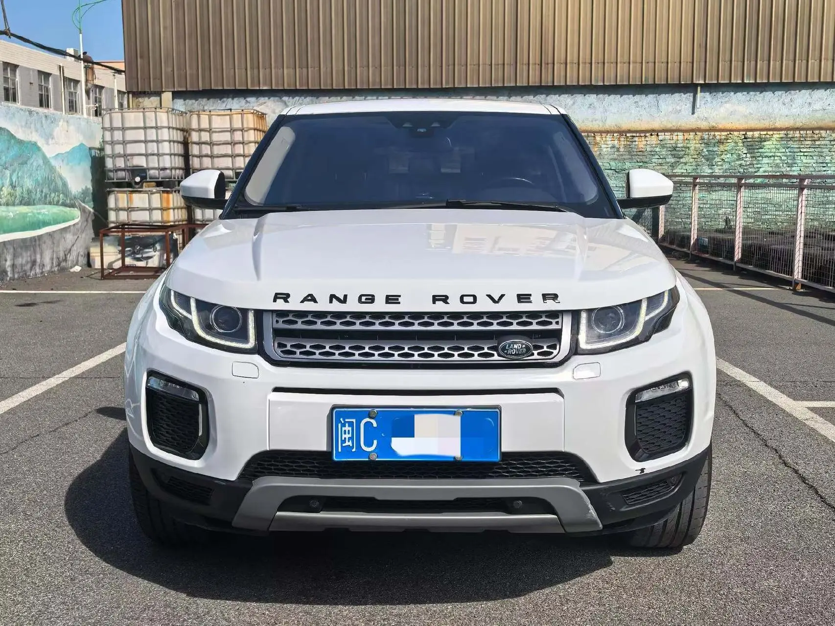 Land Rover Range Rover Evoque  из Китая