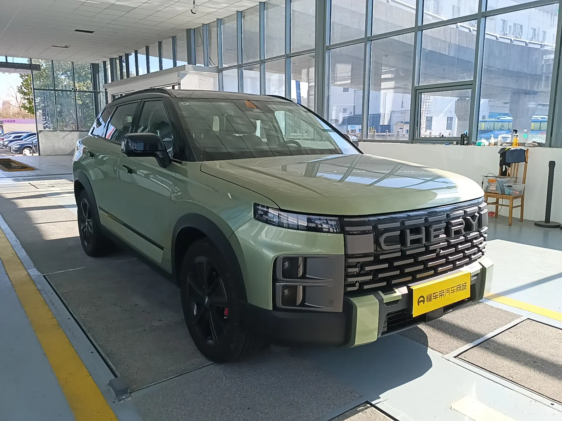 Chery Explore 06  из Китая