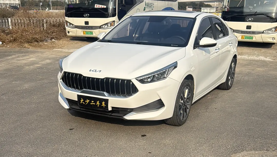 Kia K3  из Китая