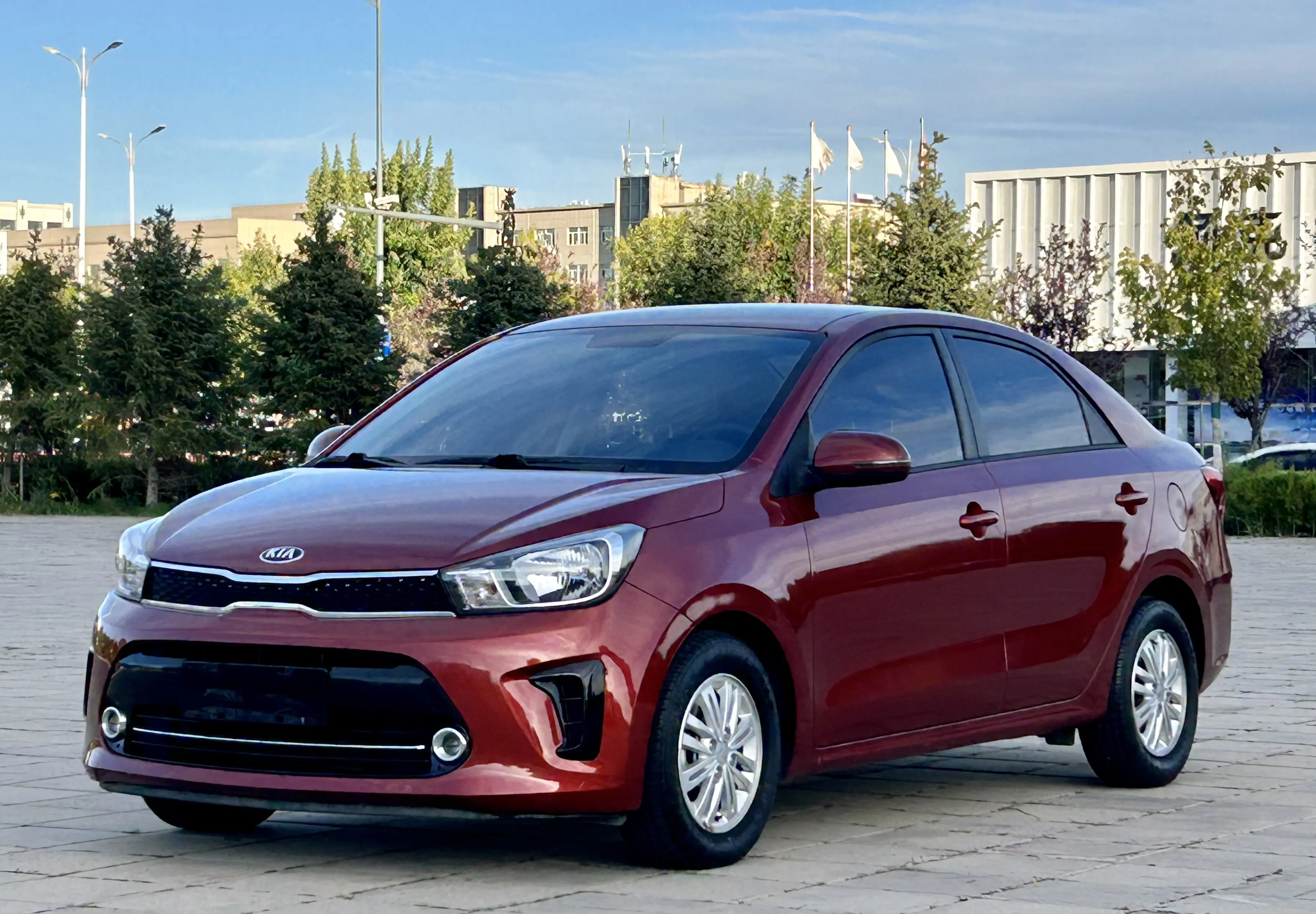 Kia Pegas (Huanchi)  из Китая