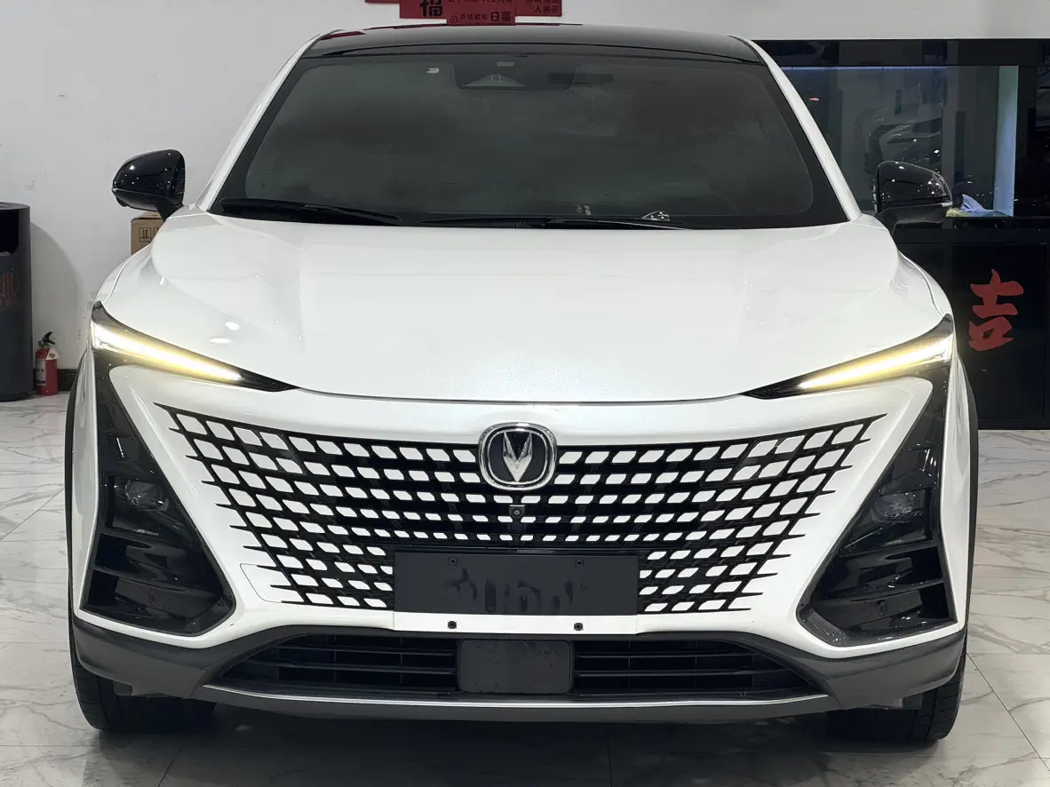 Changan UNI-T  из Китая