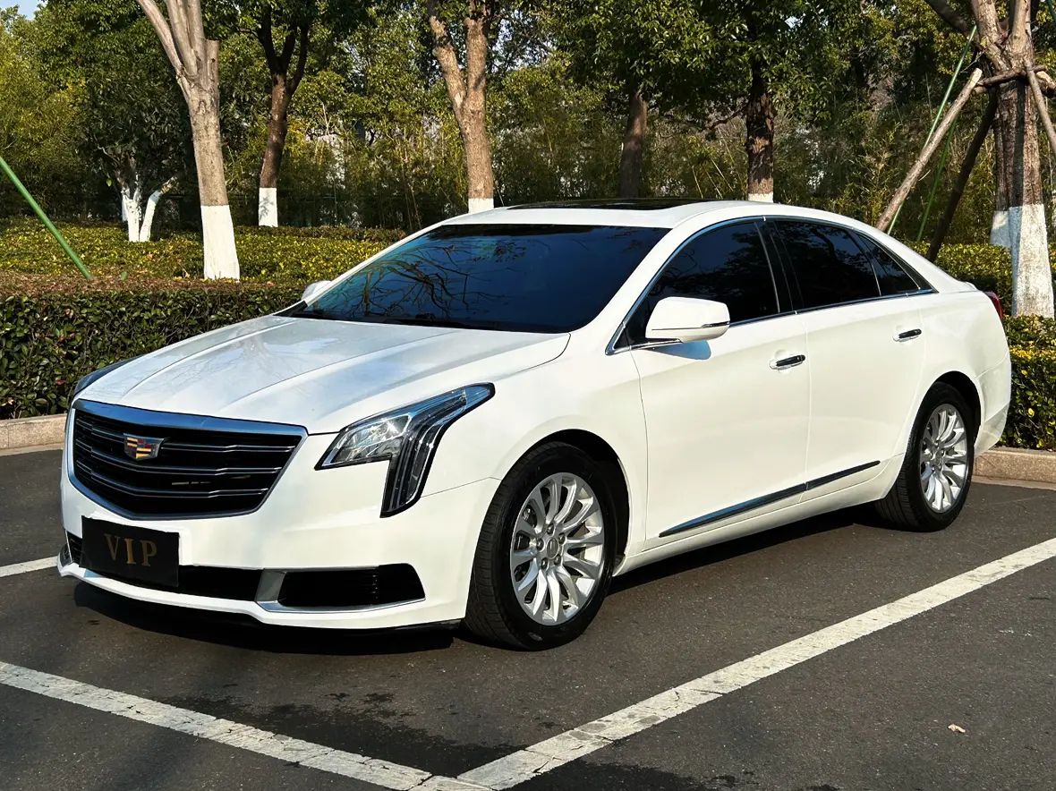 Cadillac XTS  из Китая