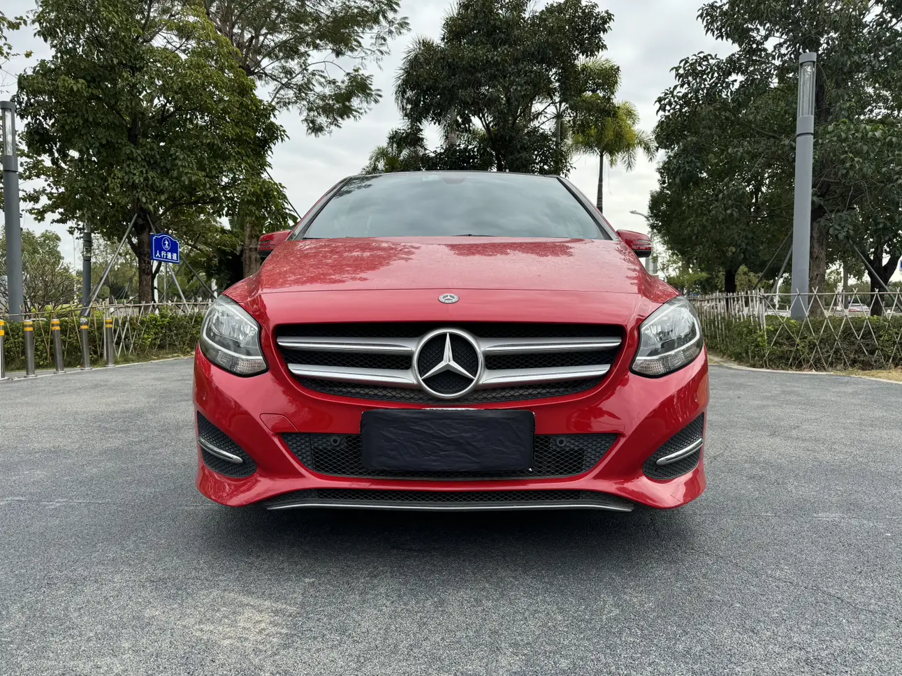 Mercedes-Benz Mercedes Benz B Class  из Китая