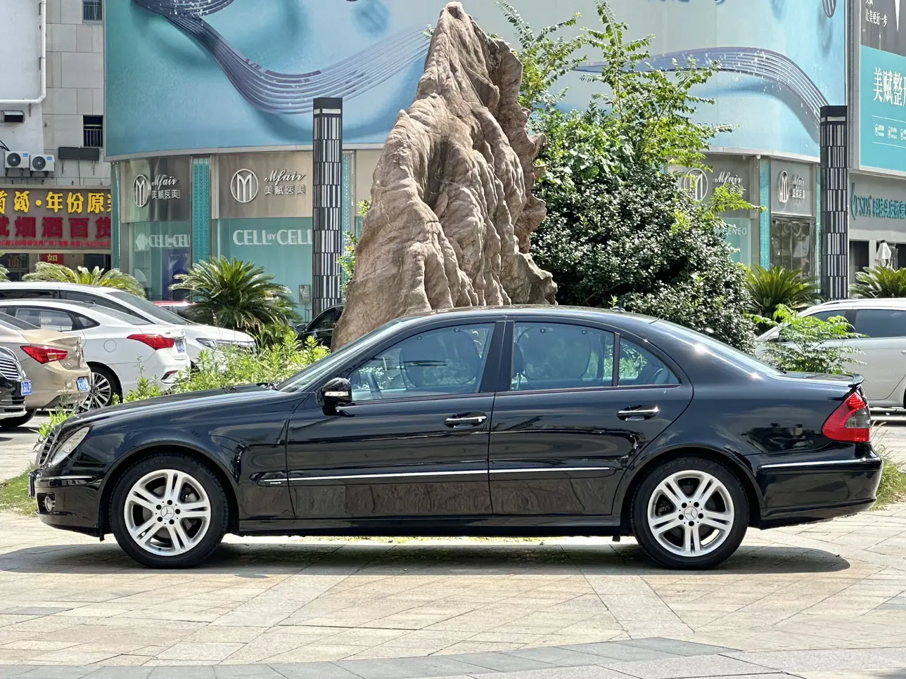 Mercedes-Benz E-Class  из Китая