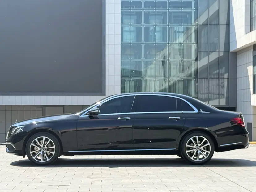Mercedes-Benz E-Class  из Китая