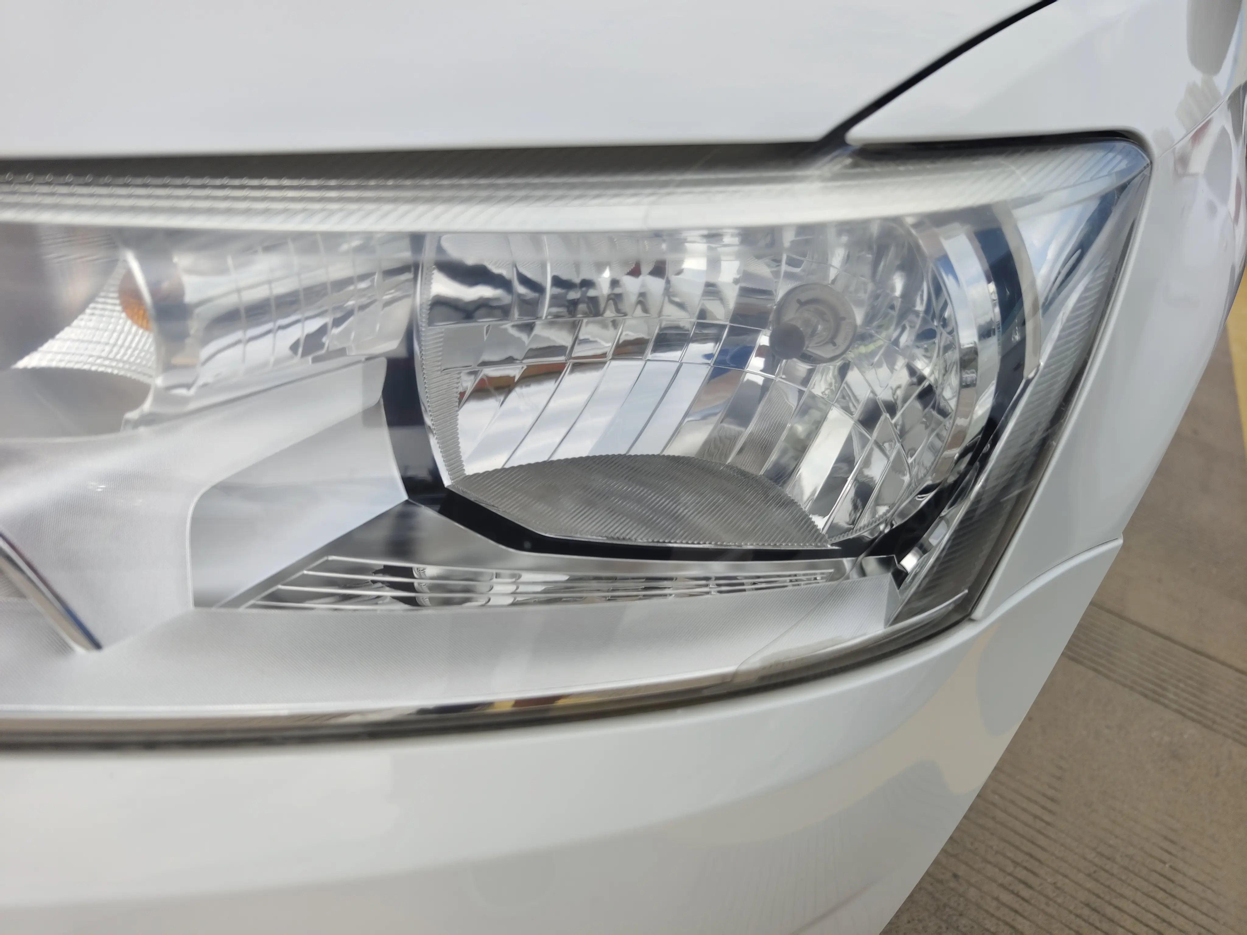 Volkswagen Santana  из Китая