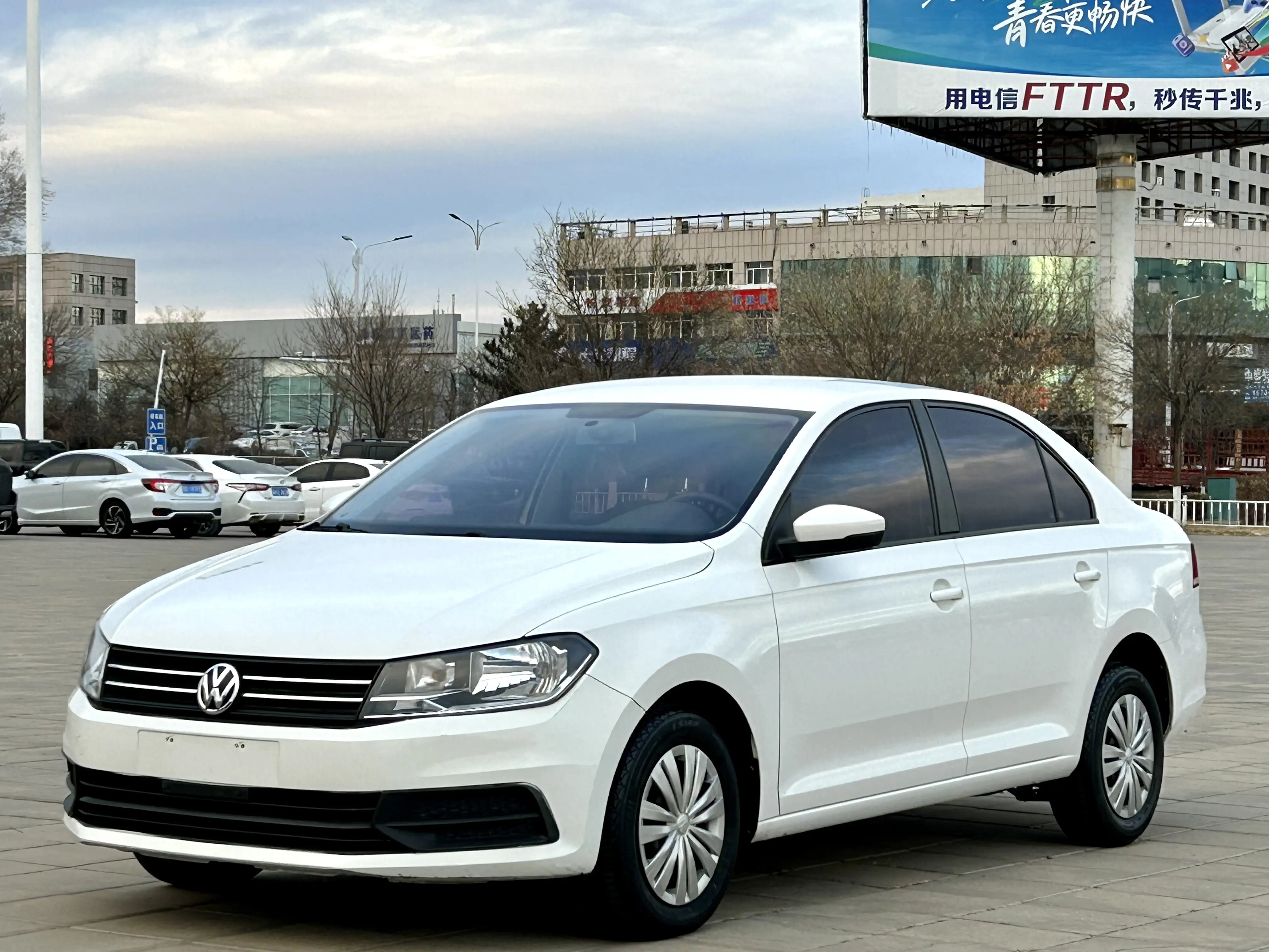 Volkswagen Santana  из Китая