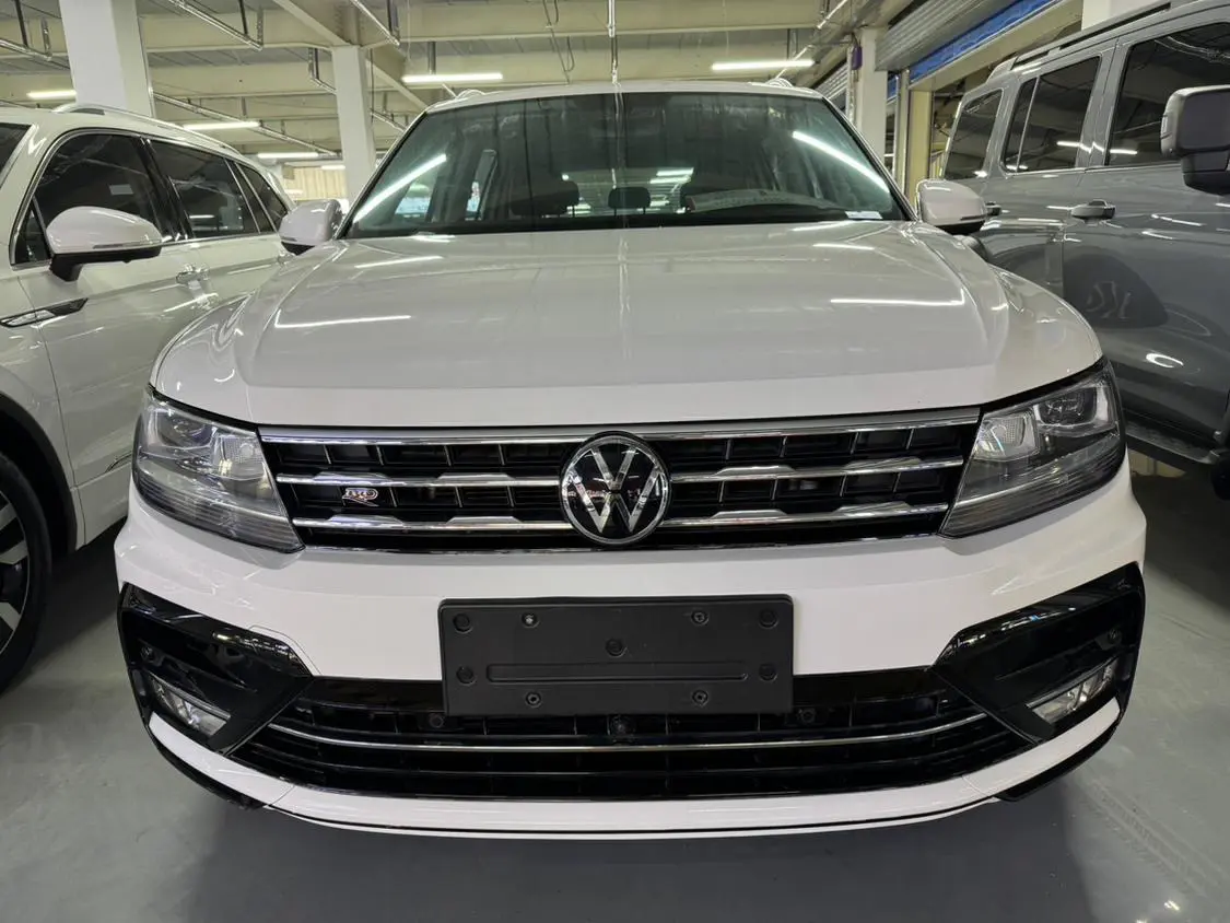 Volkswagen Tiguan L  из Китая