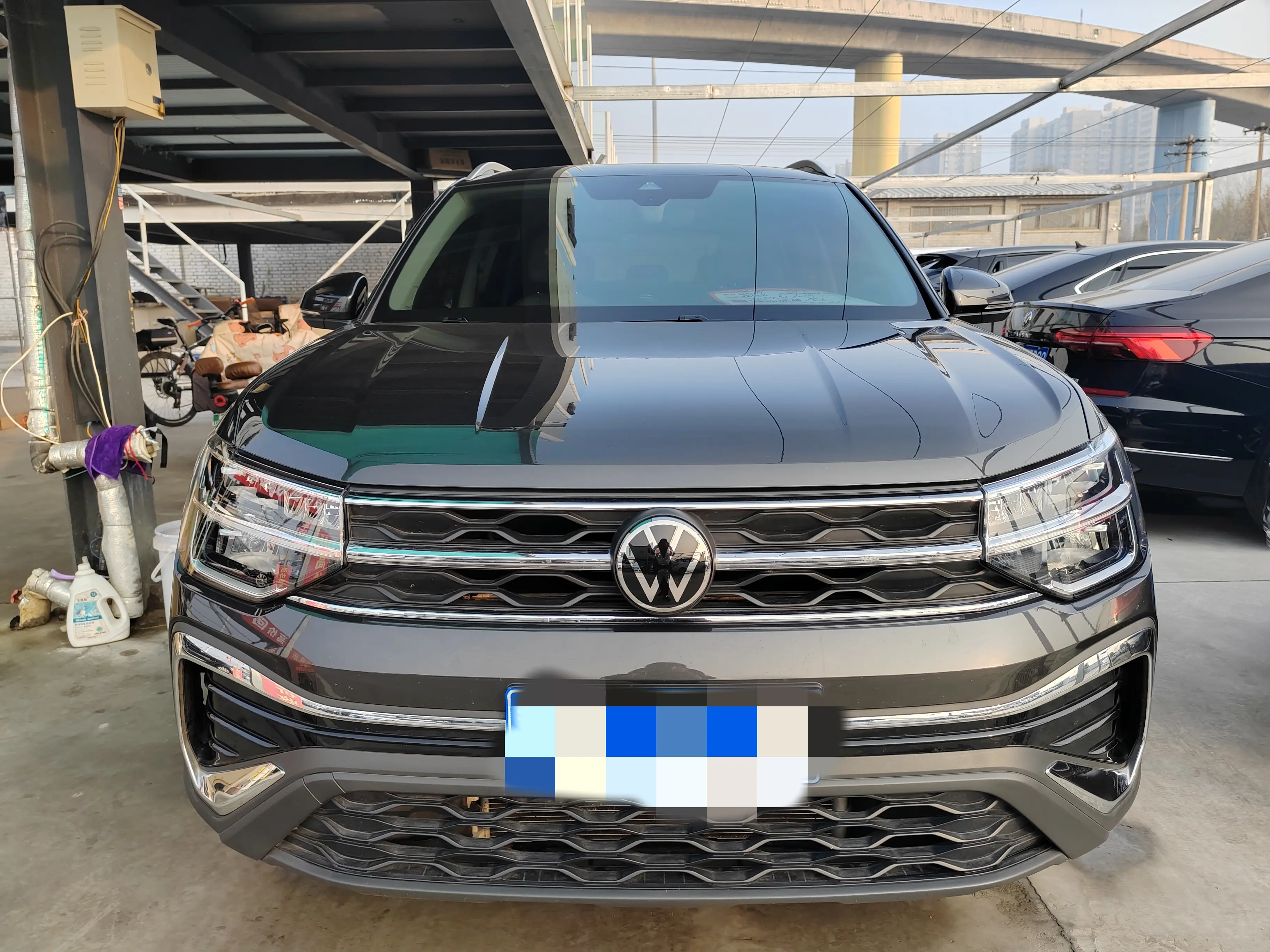 Volkswagen Tharu  из Китая