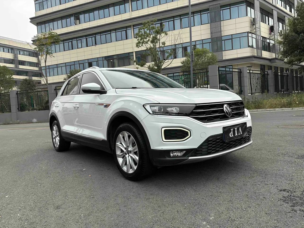 Volkswagen T-Roc  из Китая