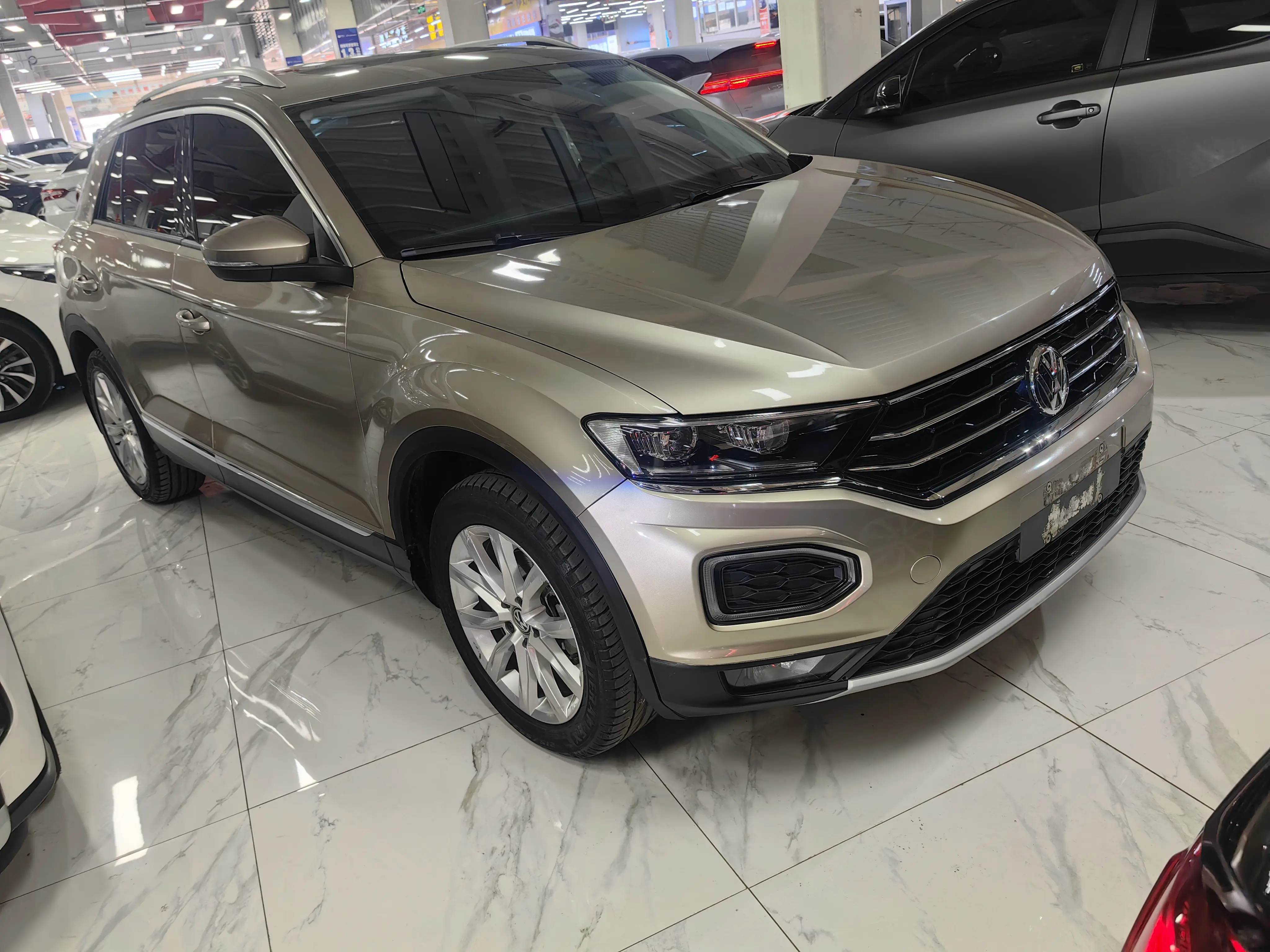 Volkswagen T-Roc  из Китая