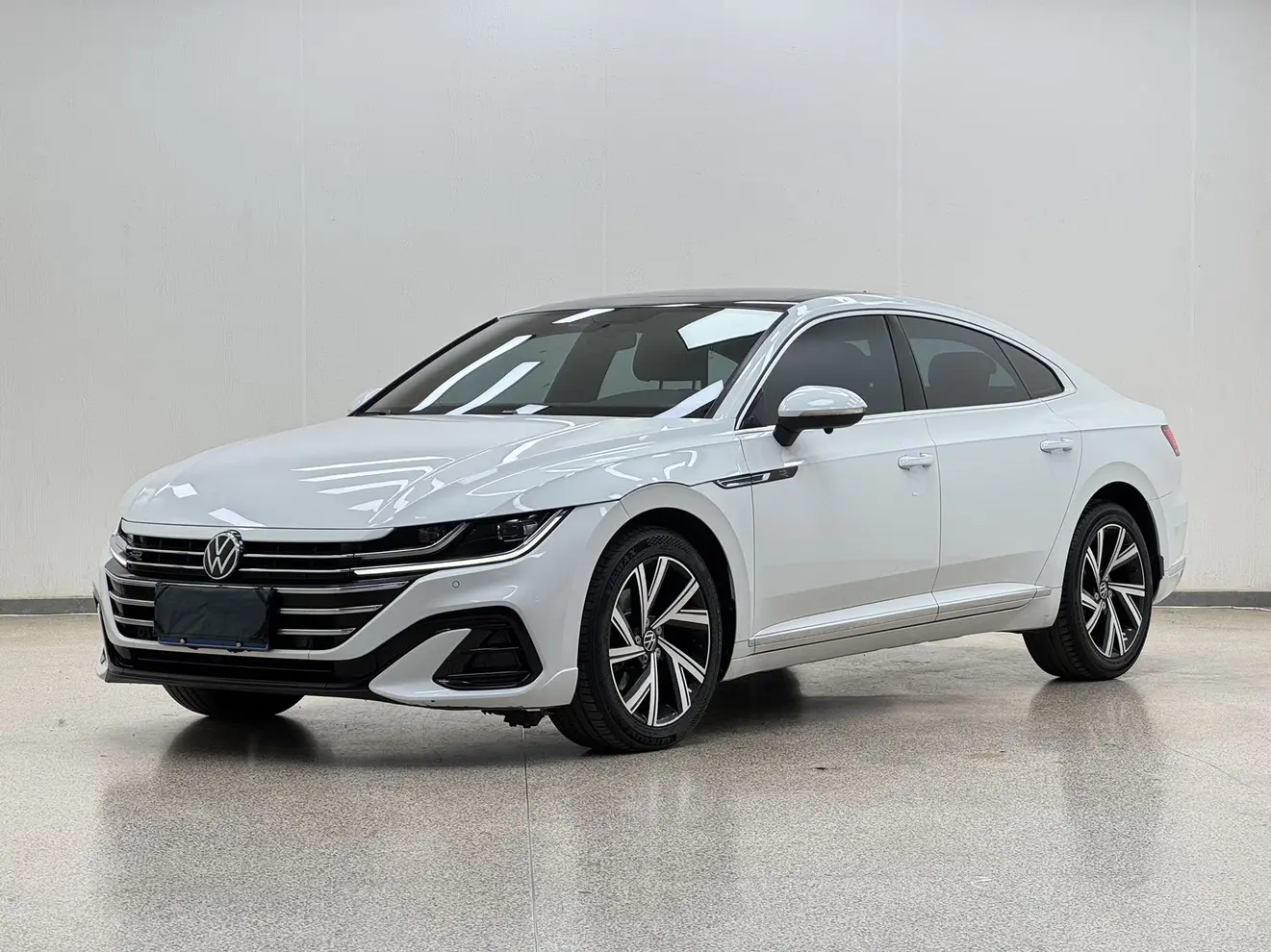 Volkswagen Arteon (CC)  из Китая
