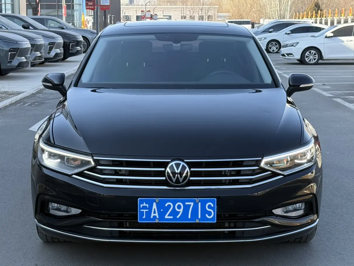 Volkswagen Magotan  из Китая