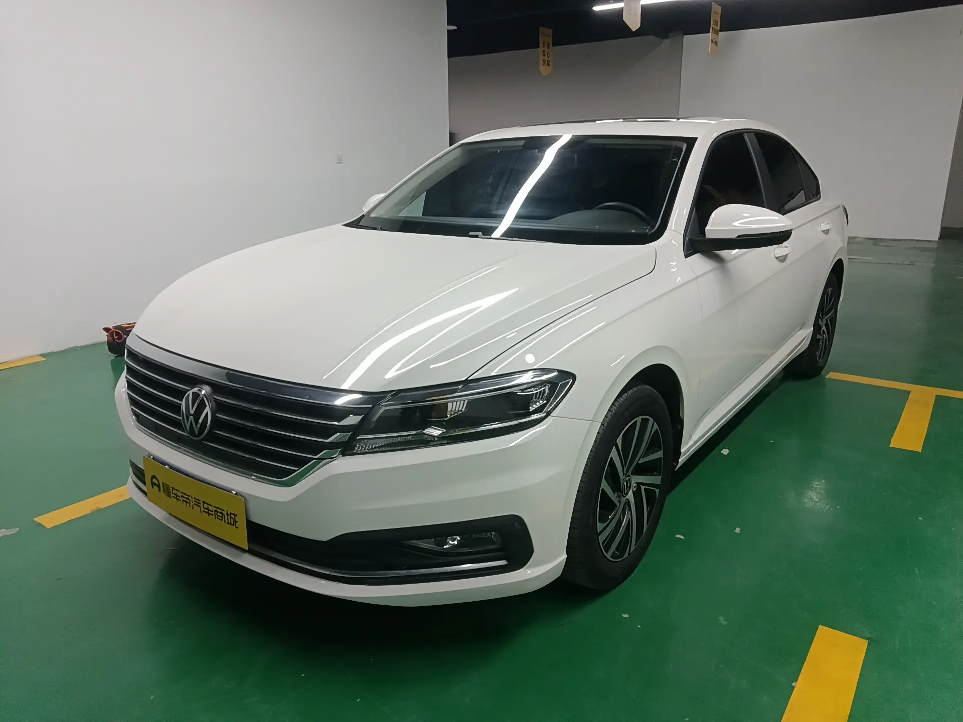 Volkswagen Lavida  из Китая