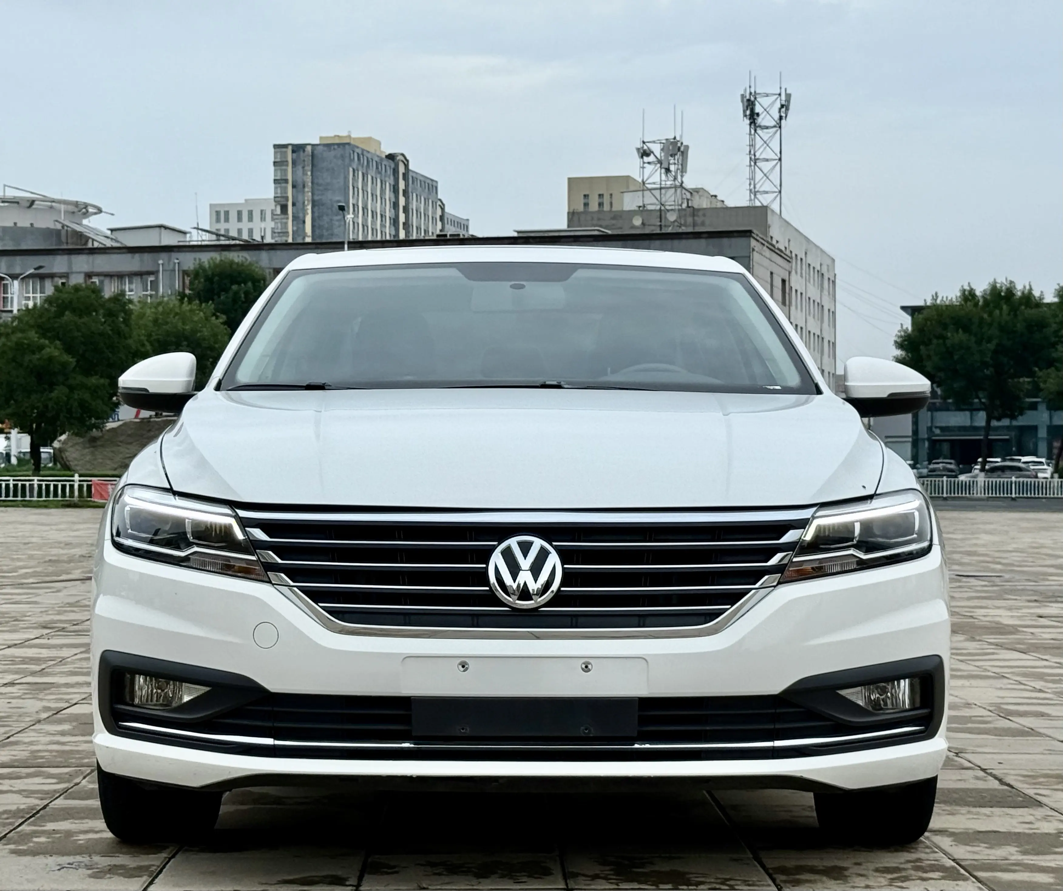 Volkswagen Lavida  из Китая