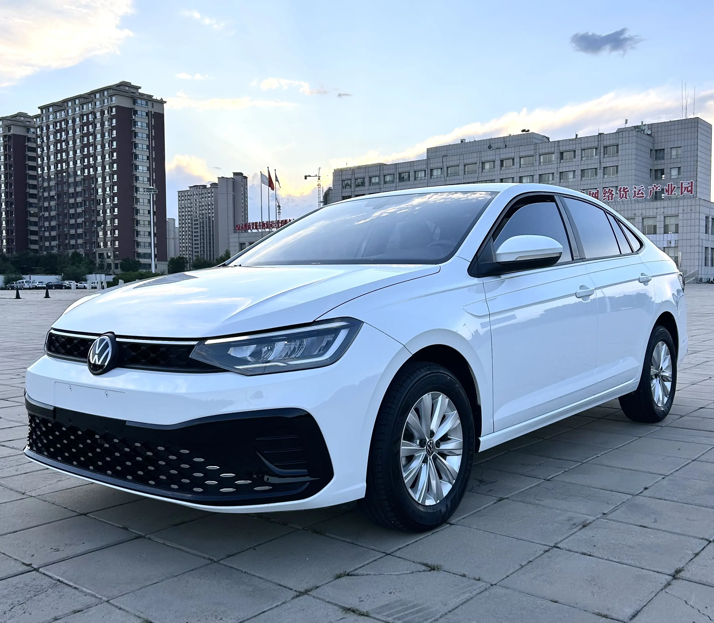 Volkswagen Lavida  из Китая