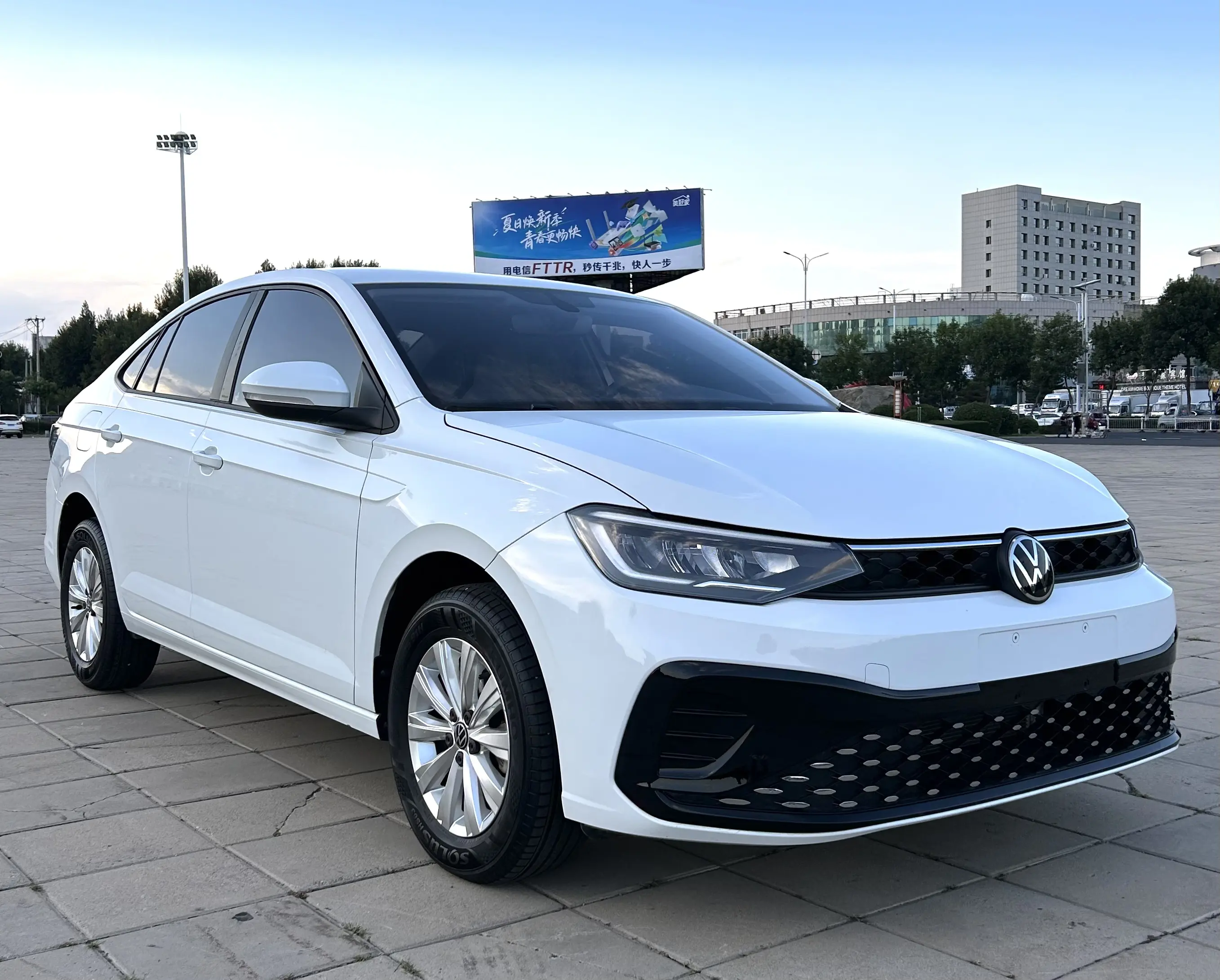 Volkswagen Lavida  из Китая