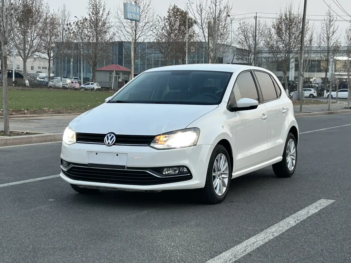 Volkswagen Polo  из Китая