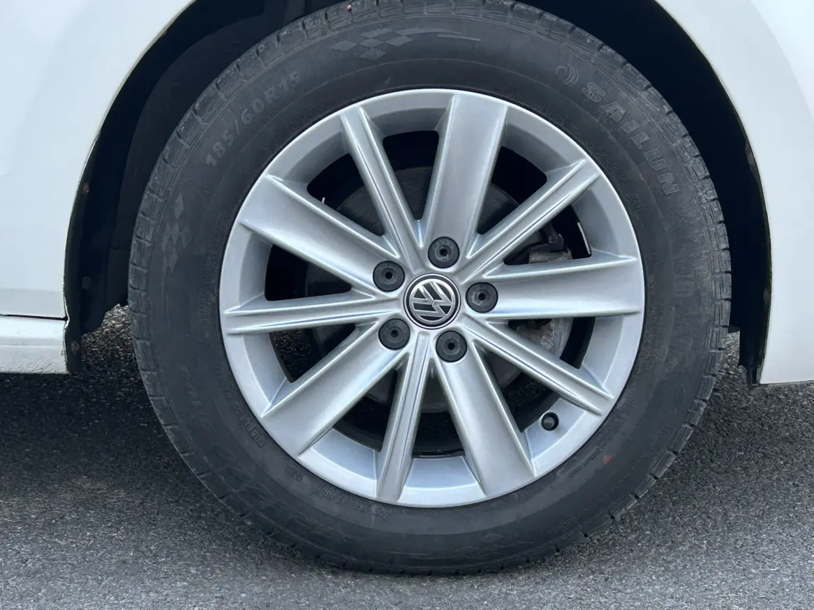 Volkswagen Polo  из Китая