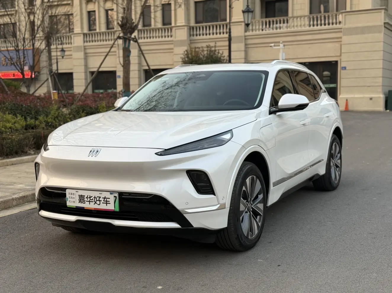 Buick E5  из Китая