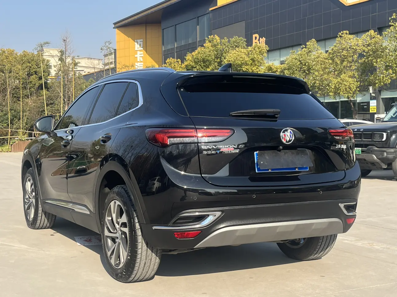 Buick Envision S  из Китая