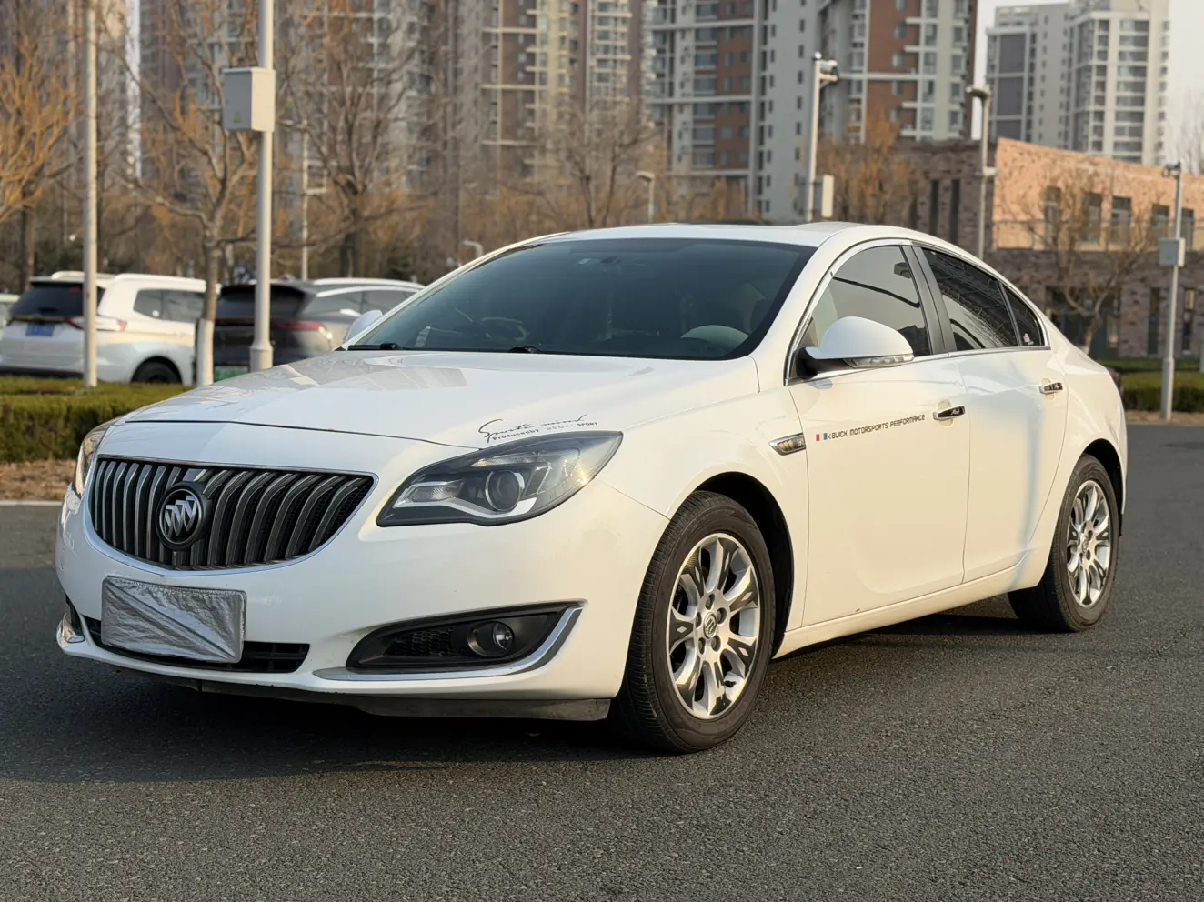 Buick Majesty  из Китая