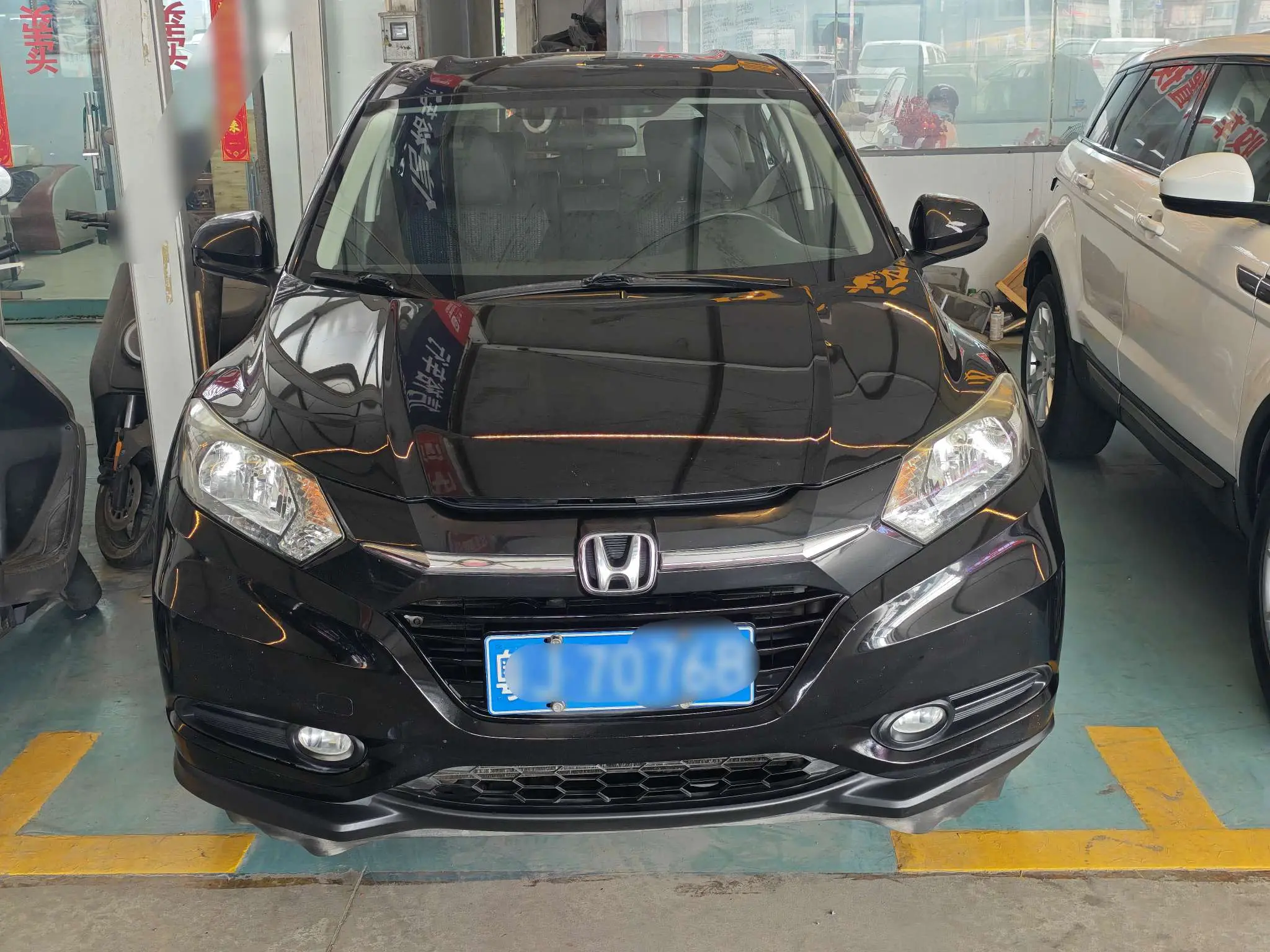 Honda Vezel (Binzhi)  из Китая