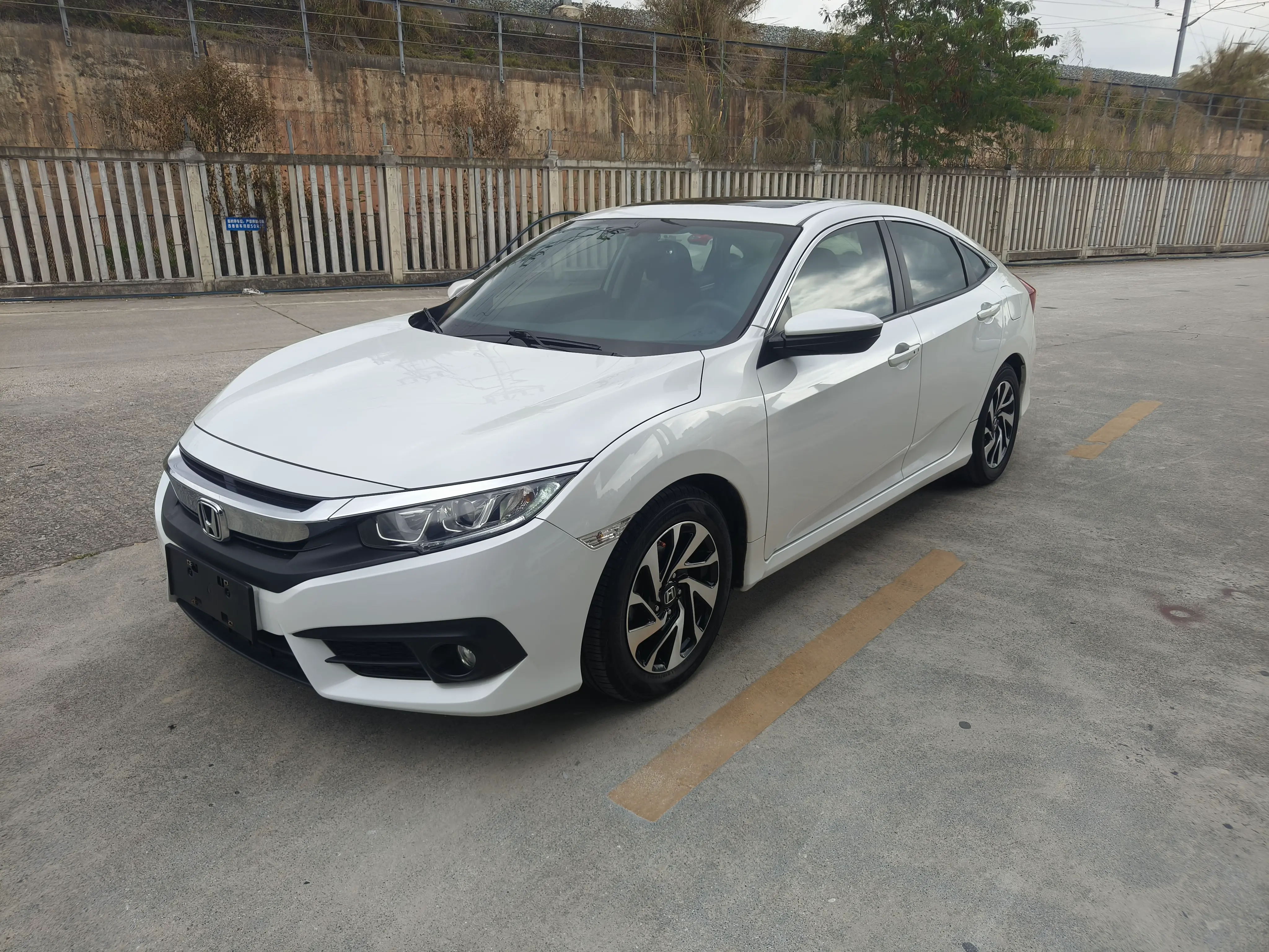 Honda Civic  из Китая