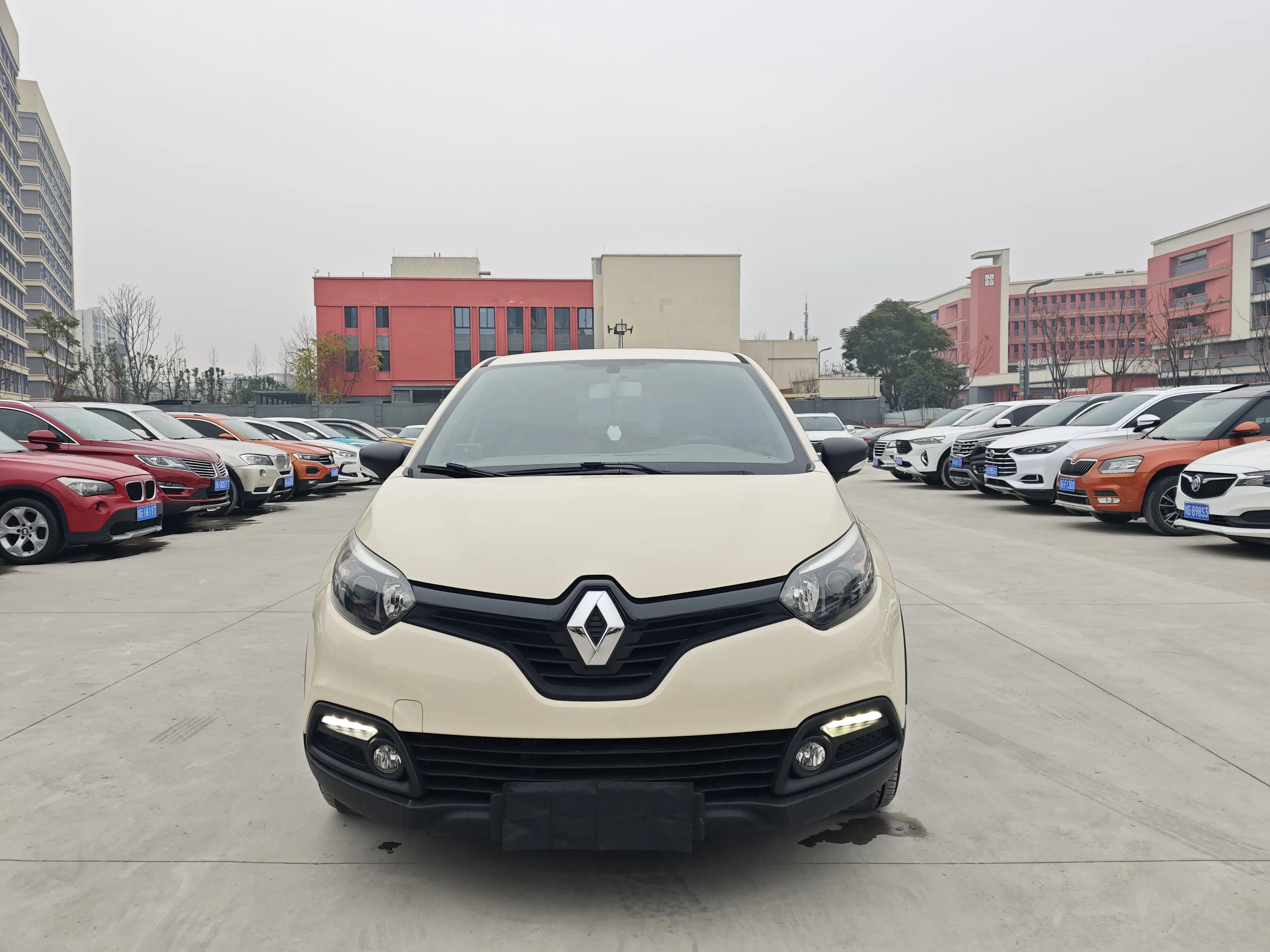 Renault Captur  из Китая