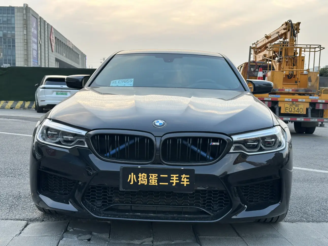 BMW M5  из Китая