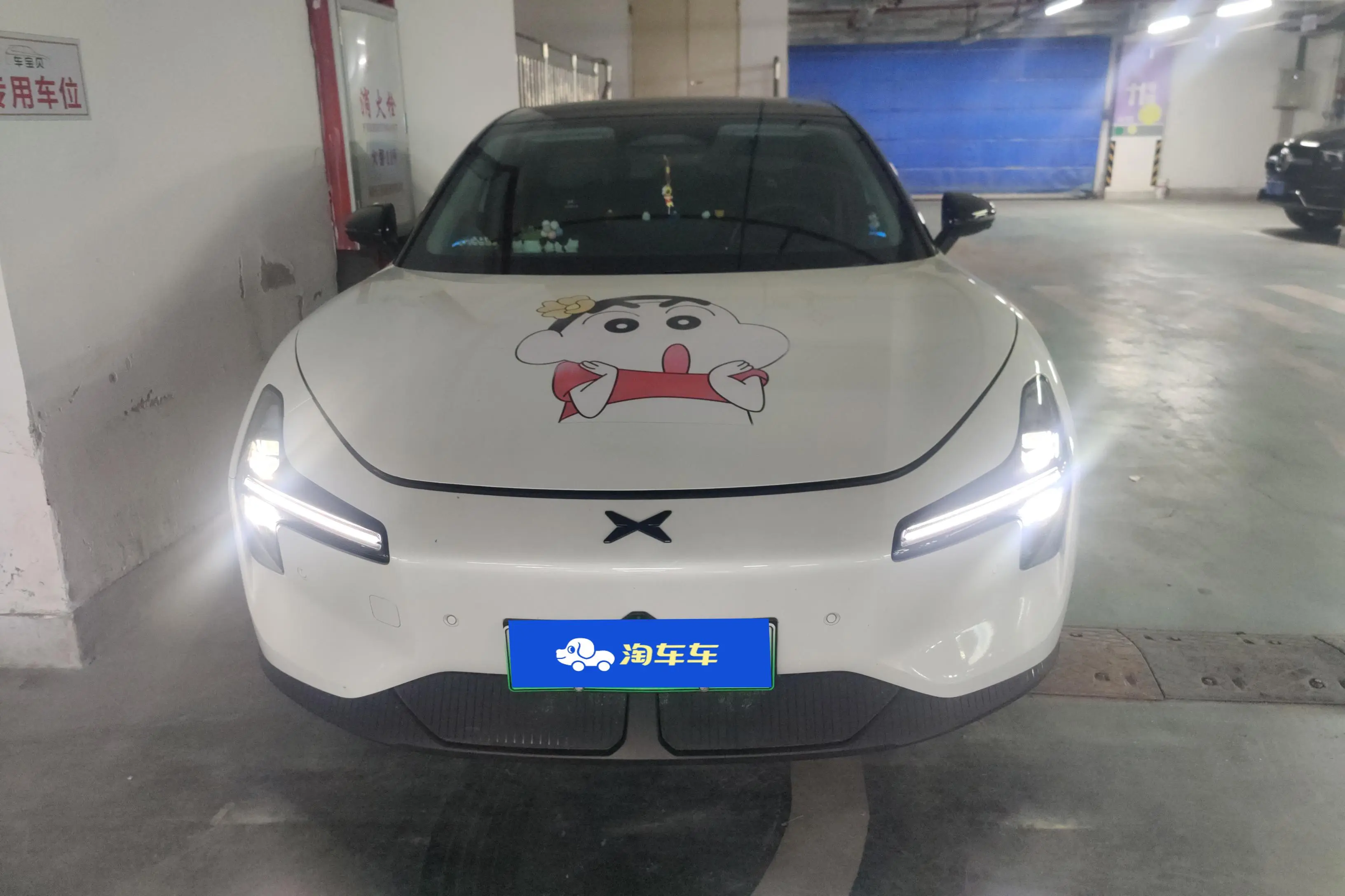 Xpeng Xiaopeng MONA M03  из Китая