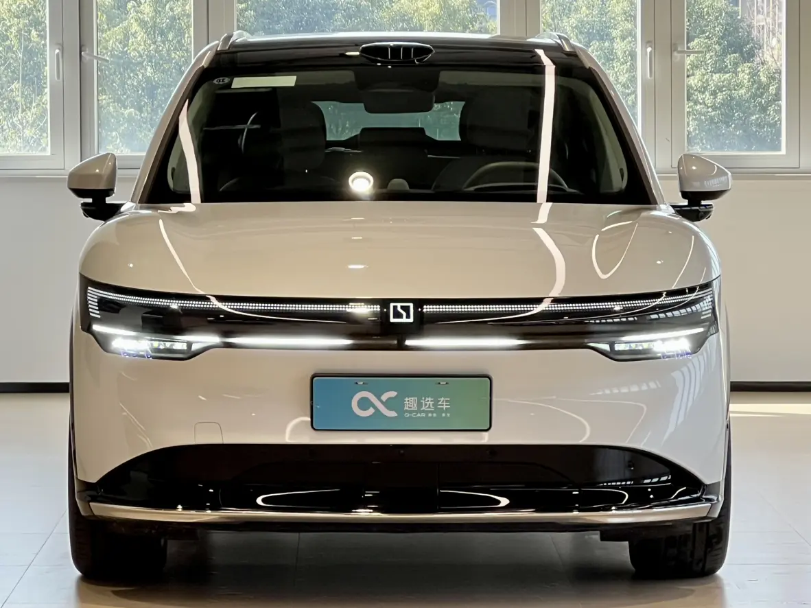 ZEEKR 7X  из Китая