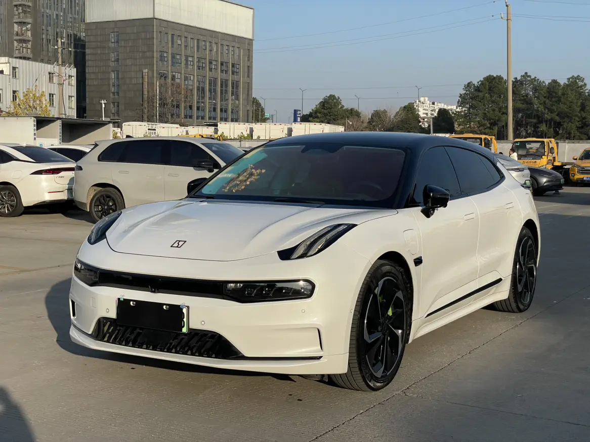 ZEEKR 001  из Китая