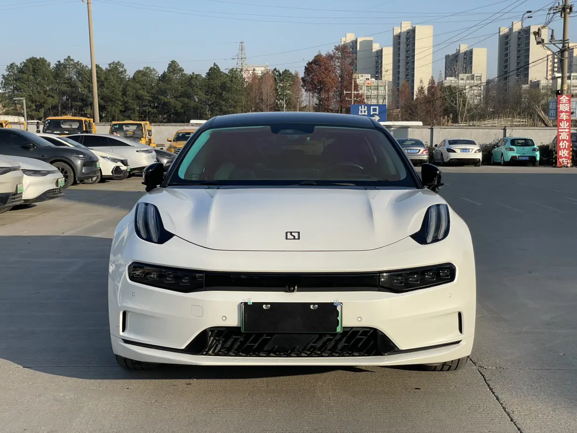 ZEEKR 001  из Китая