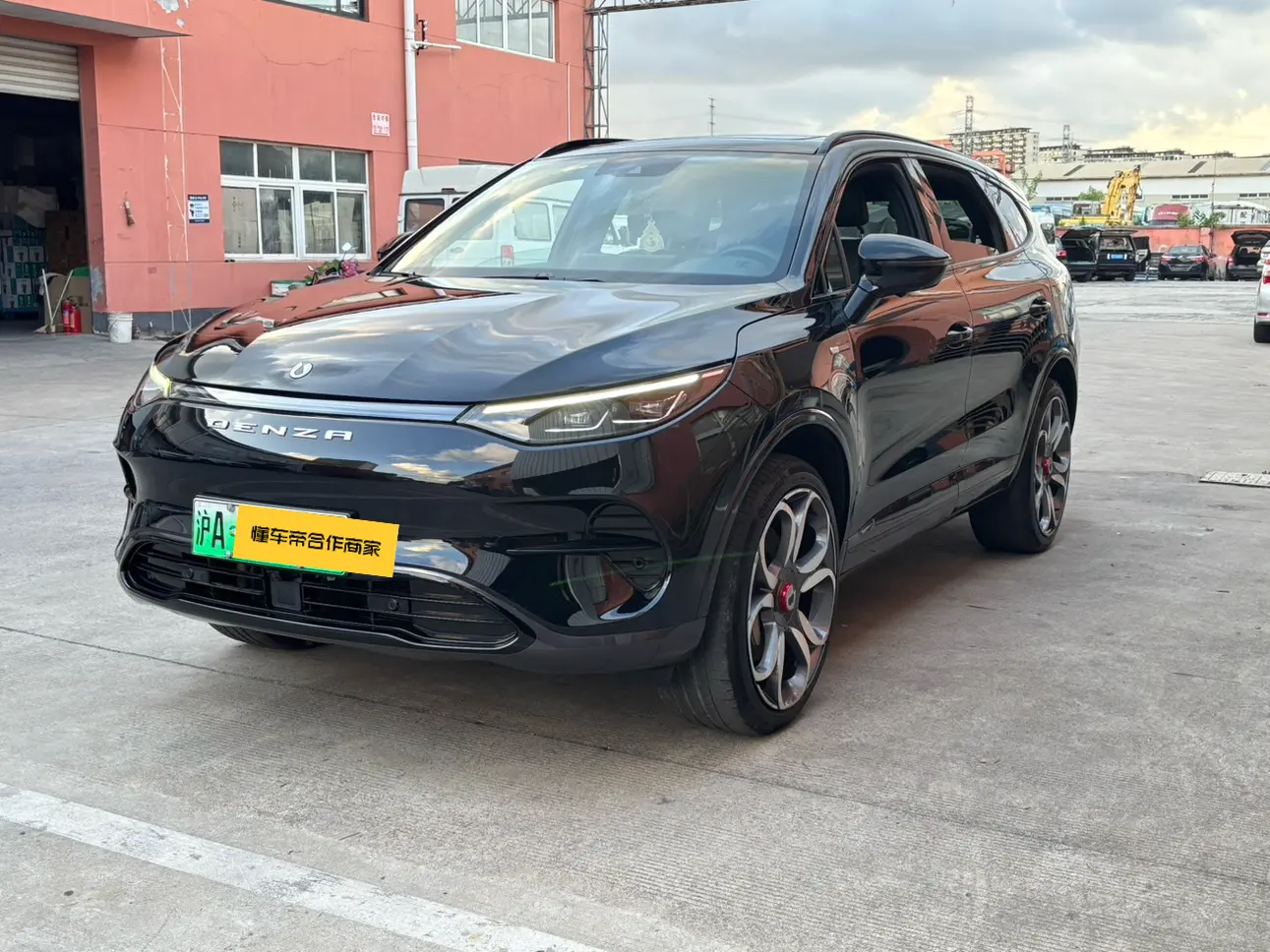 Denza DENZA X BEV  из Китая