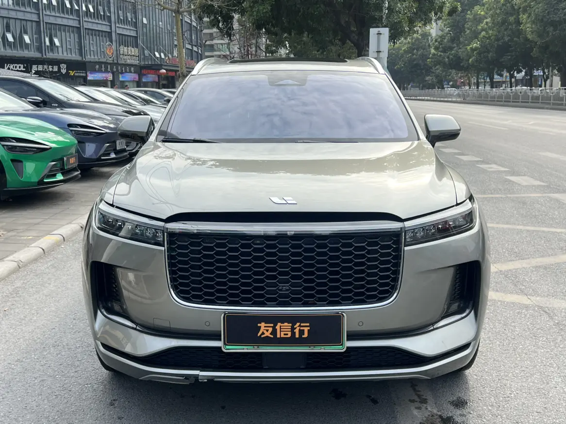 Li ONE (Ideal ONE)  из Китая