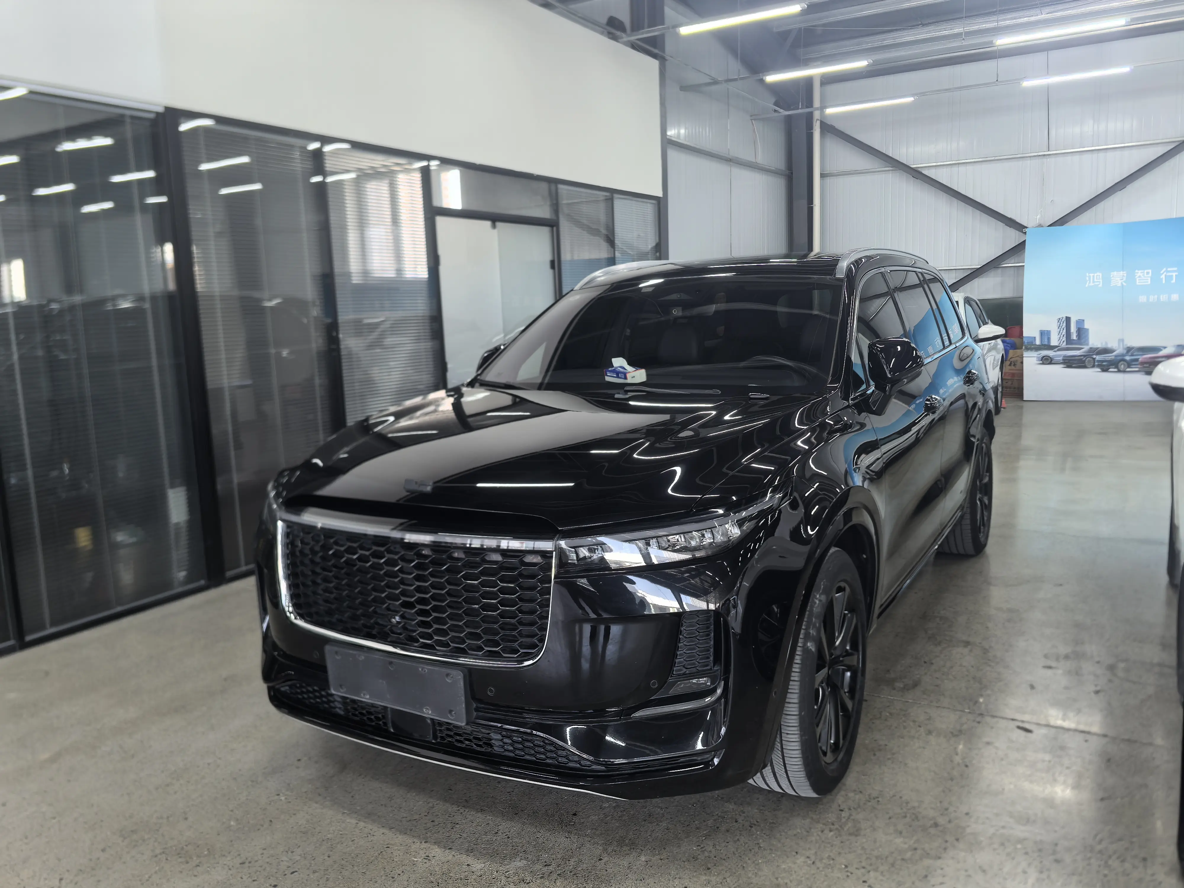 Li ONE (Ideal ONE)  из Китая