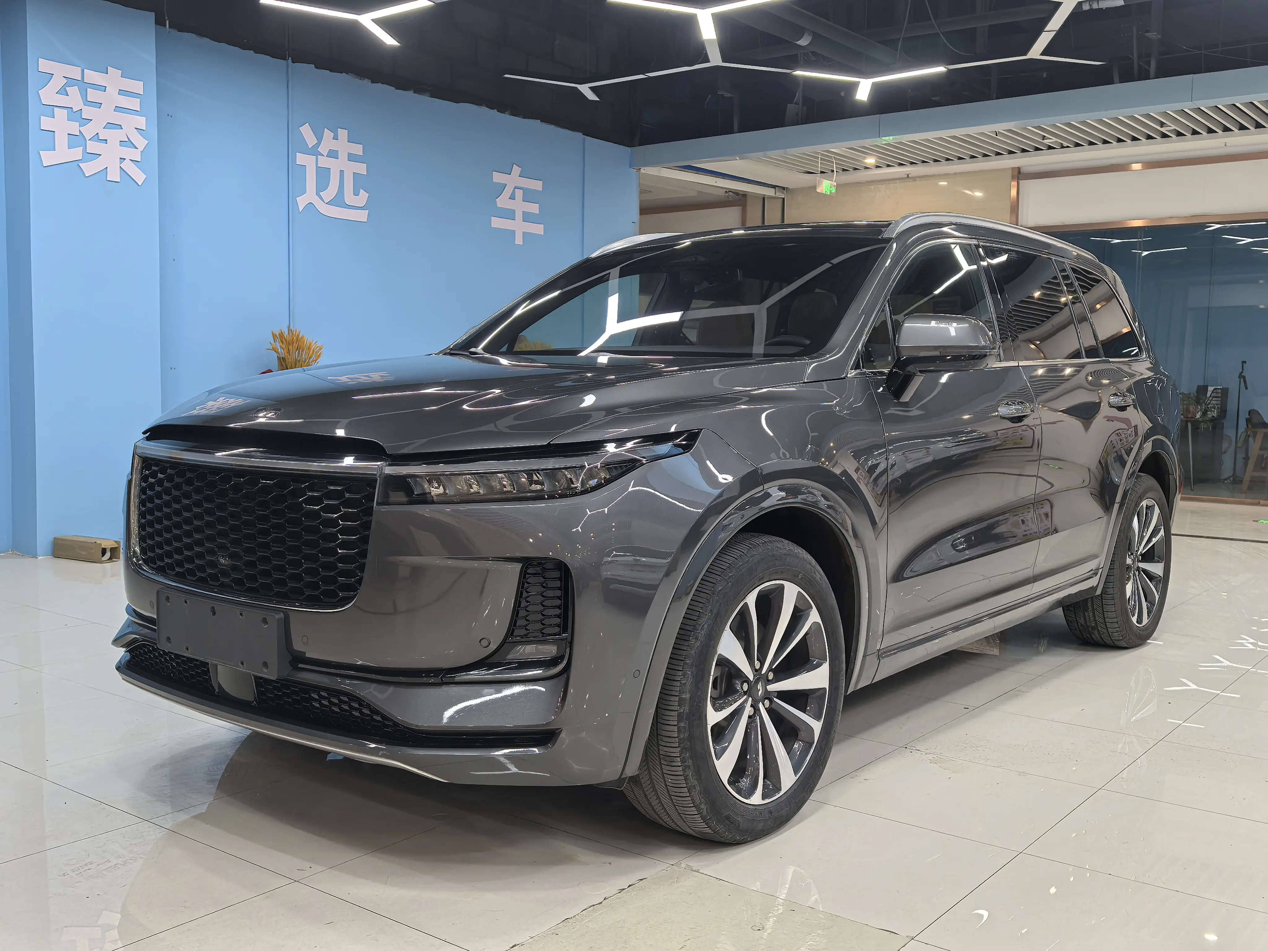 Li ONE (Ideal ONE)  из Китая