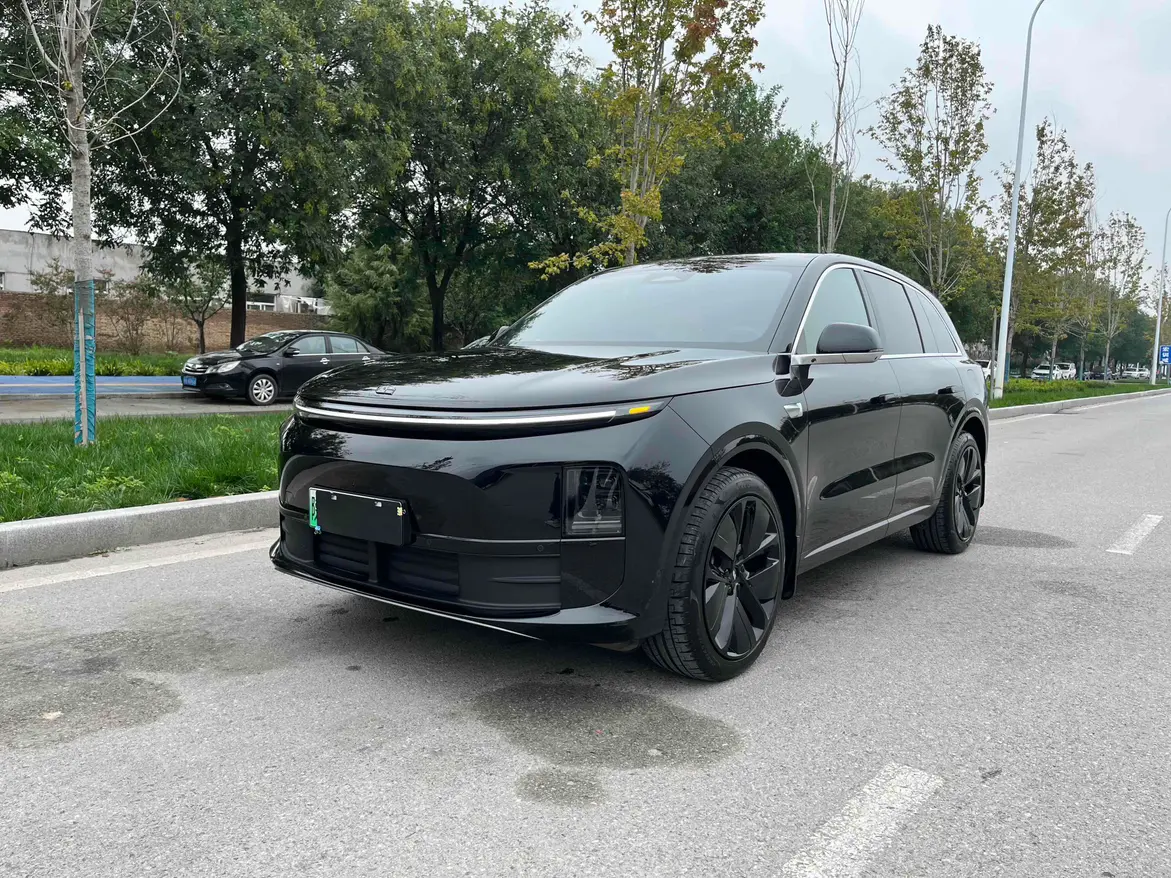 Li L6 (Ideal L6)  из Китая