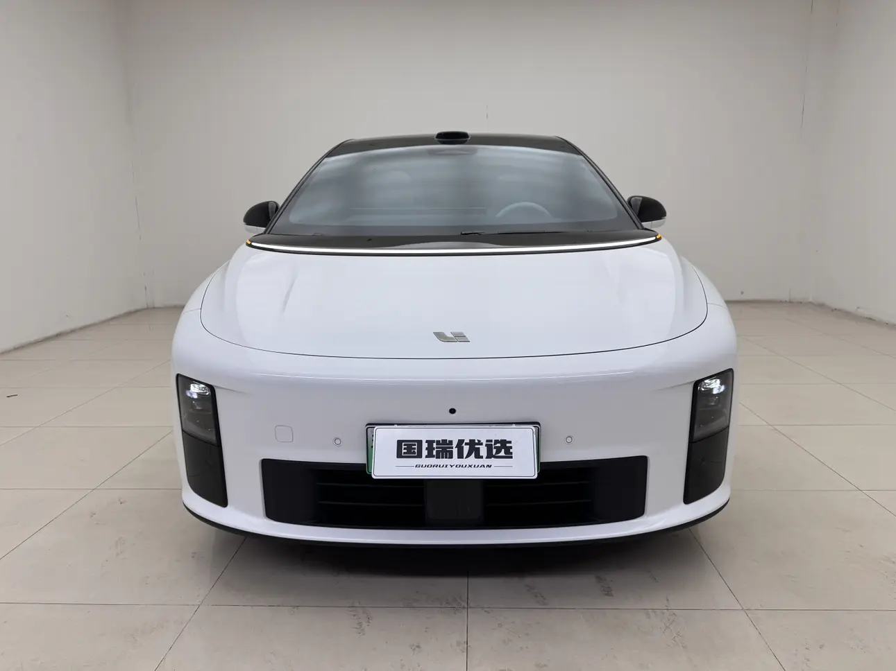 Li Ideal i6  из Китая