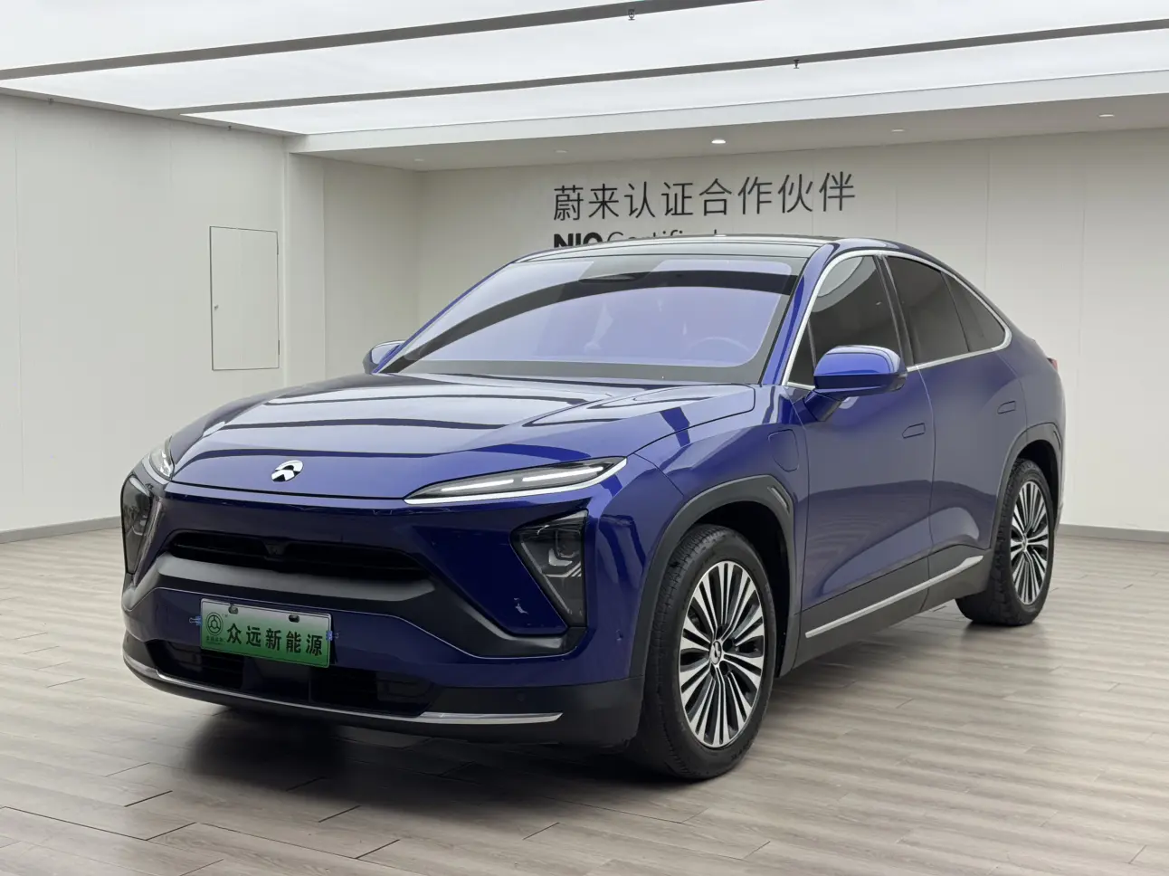NIO EC6  из Китая