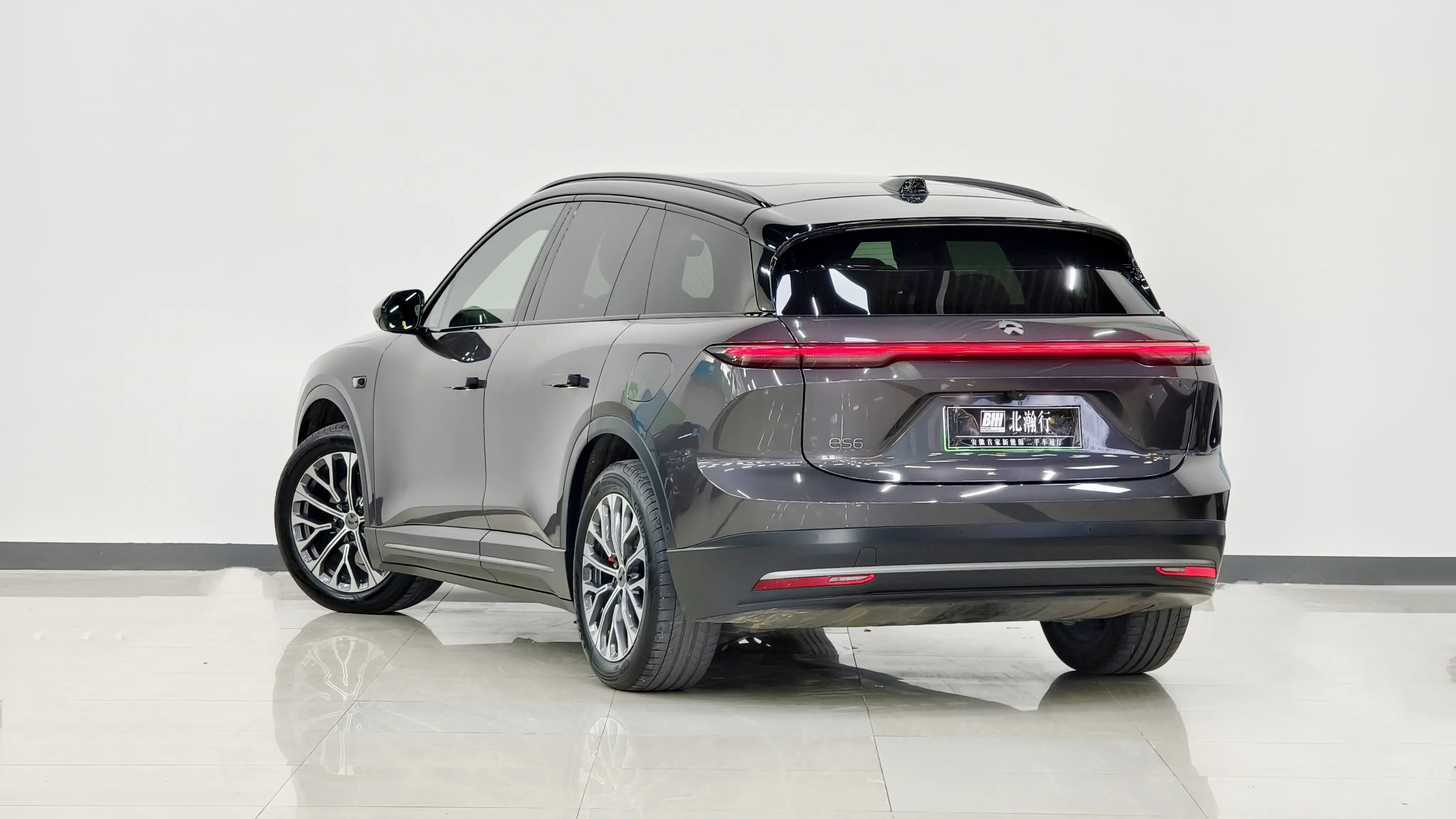 NIO ES6  из Китая