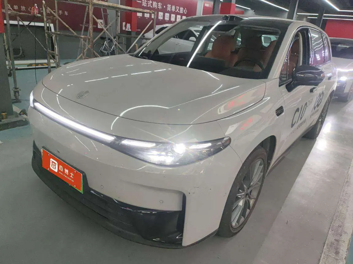 Leapmotor Zero running C10  из Китая