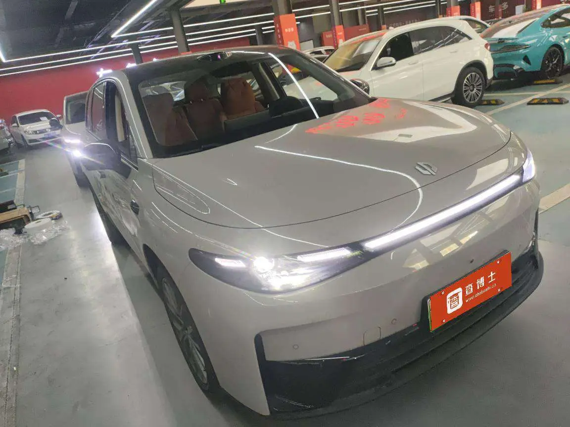 Leapmotor Zero running C10  из Китая