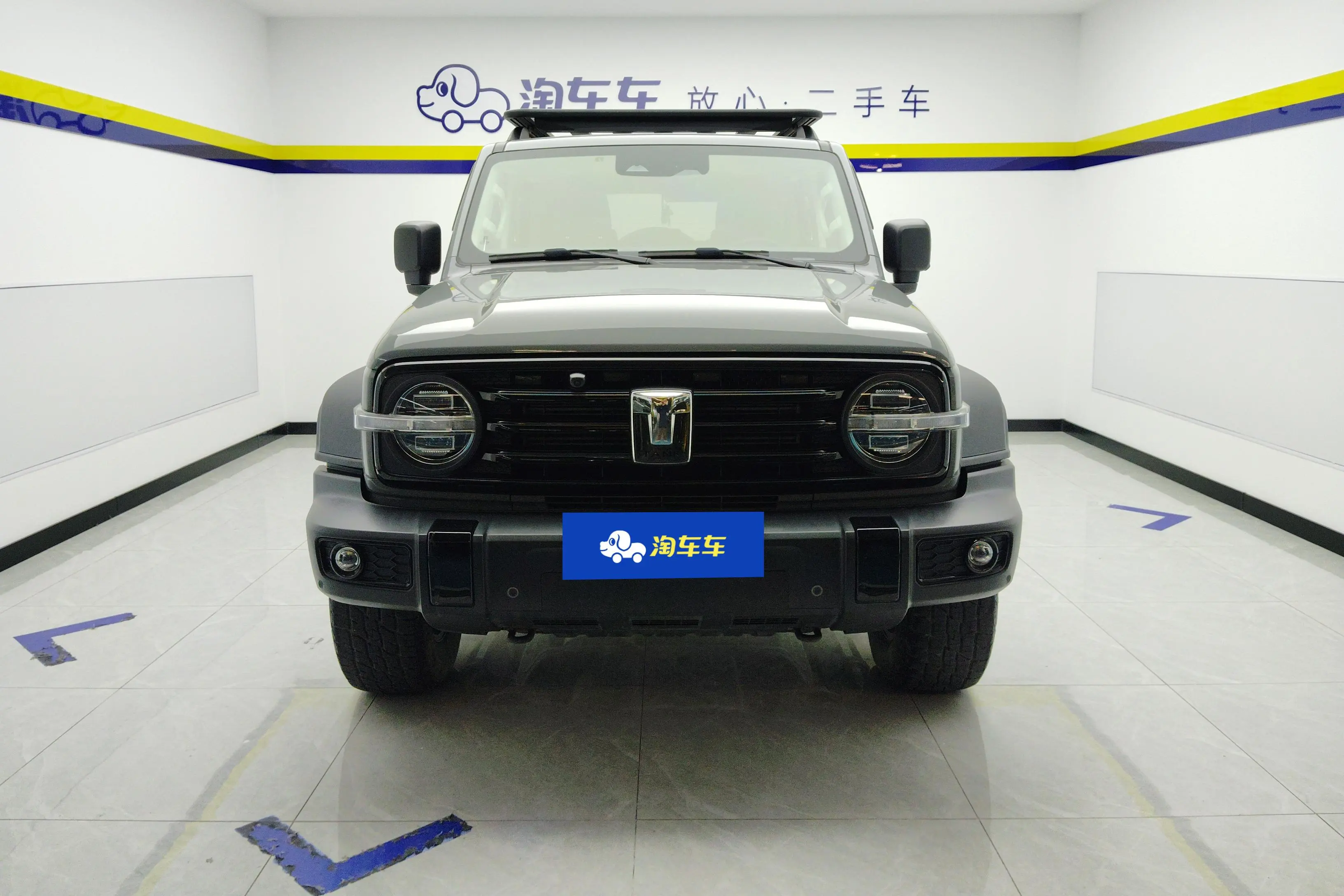 Tank 300  из Китая