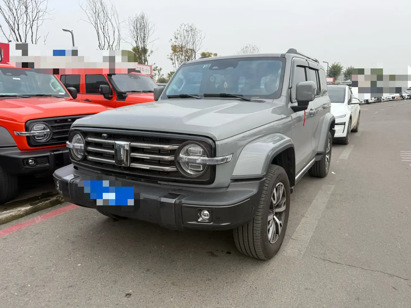 Tank 300  из Китая