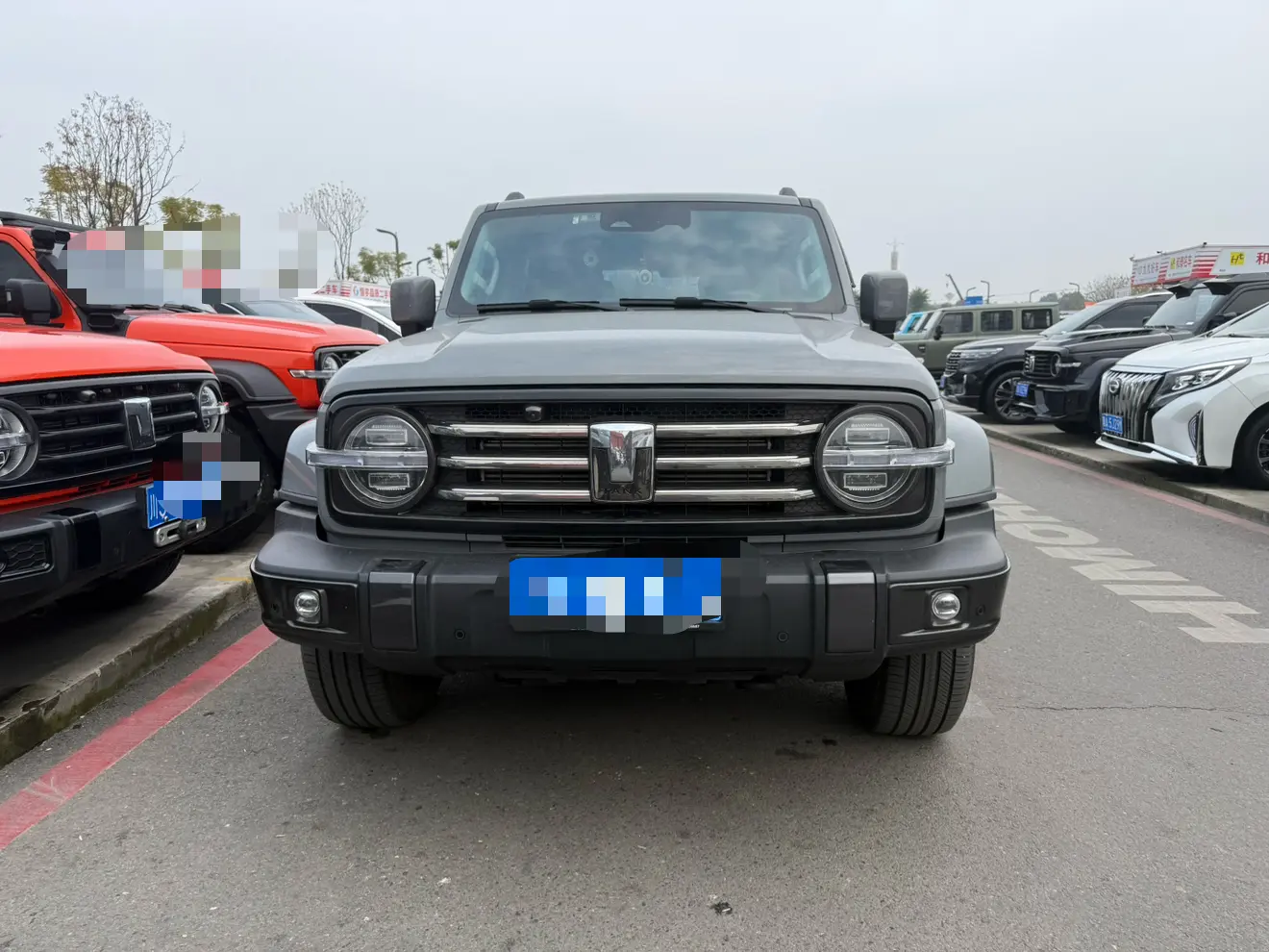 Tank 300  из Китая