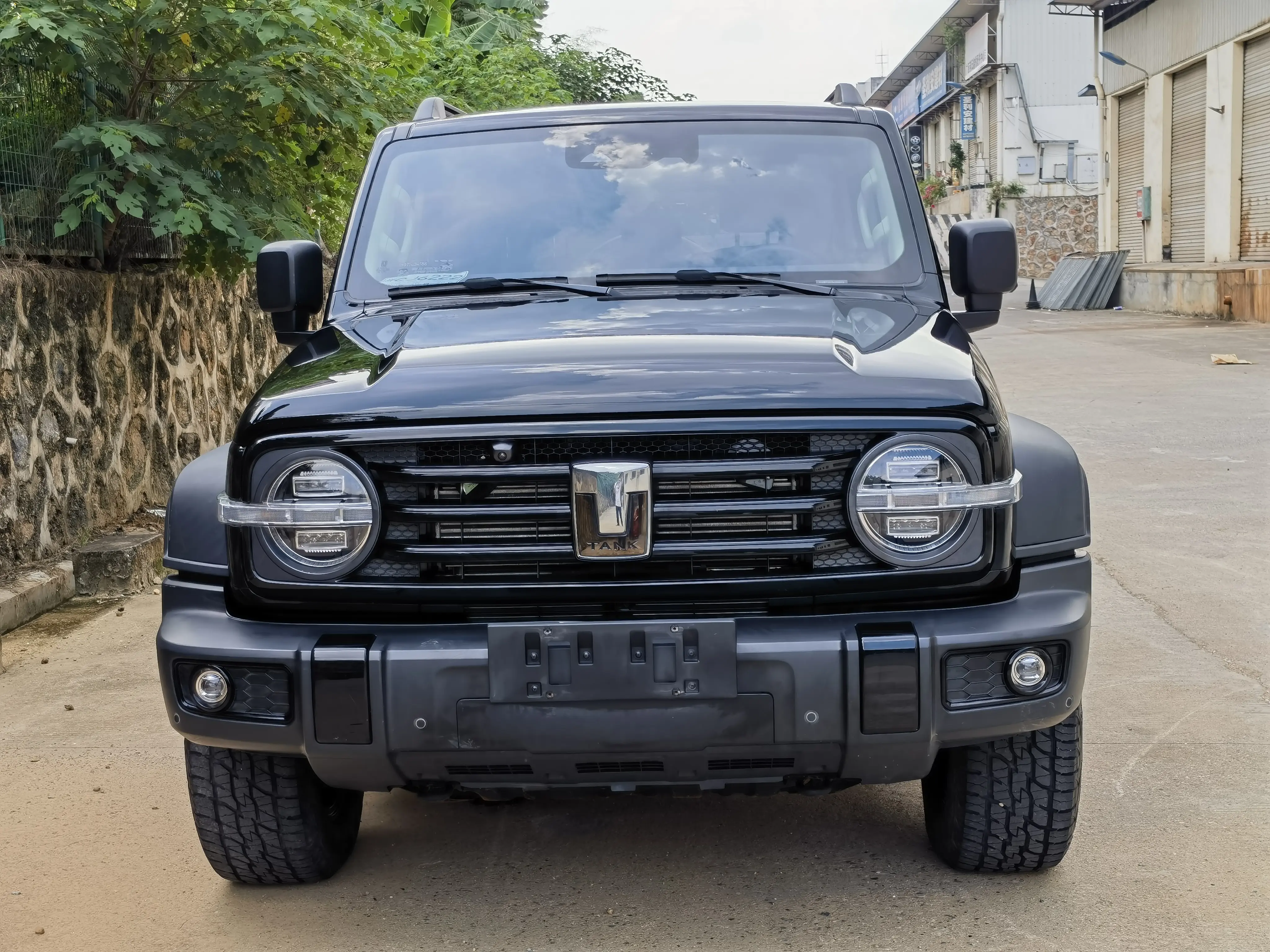 Tank 300  из Китая